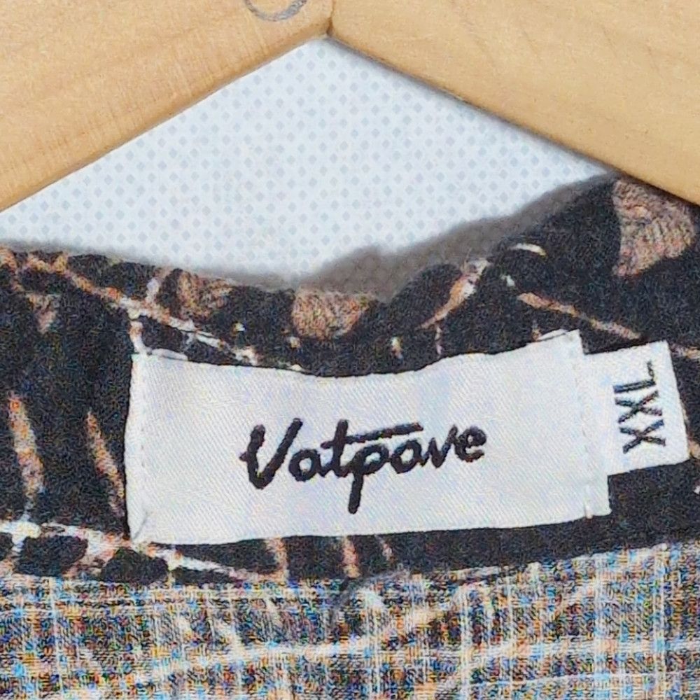 Other Vatpave Black and Tan floral summer shirt sz XXL Size US XXL / EU 58 / 5 - 2 Thumbnail