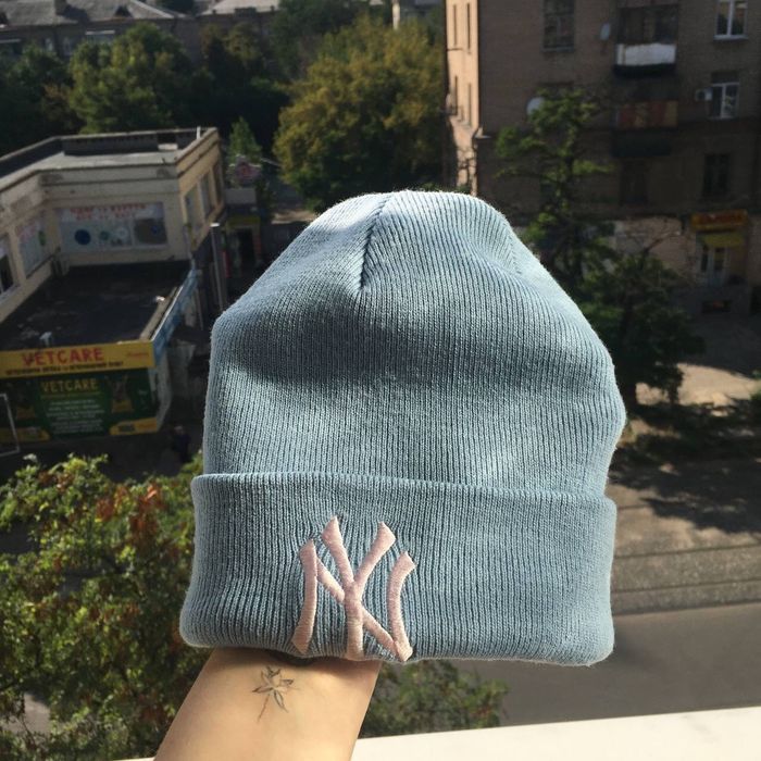 New Era Box Logo Beanie (FW22) Blue