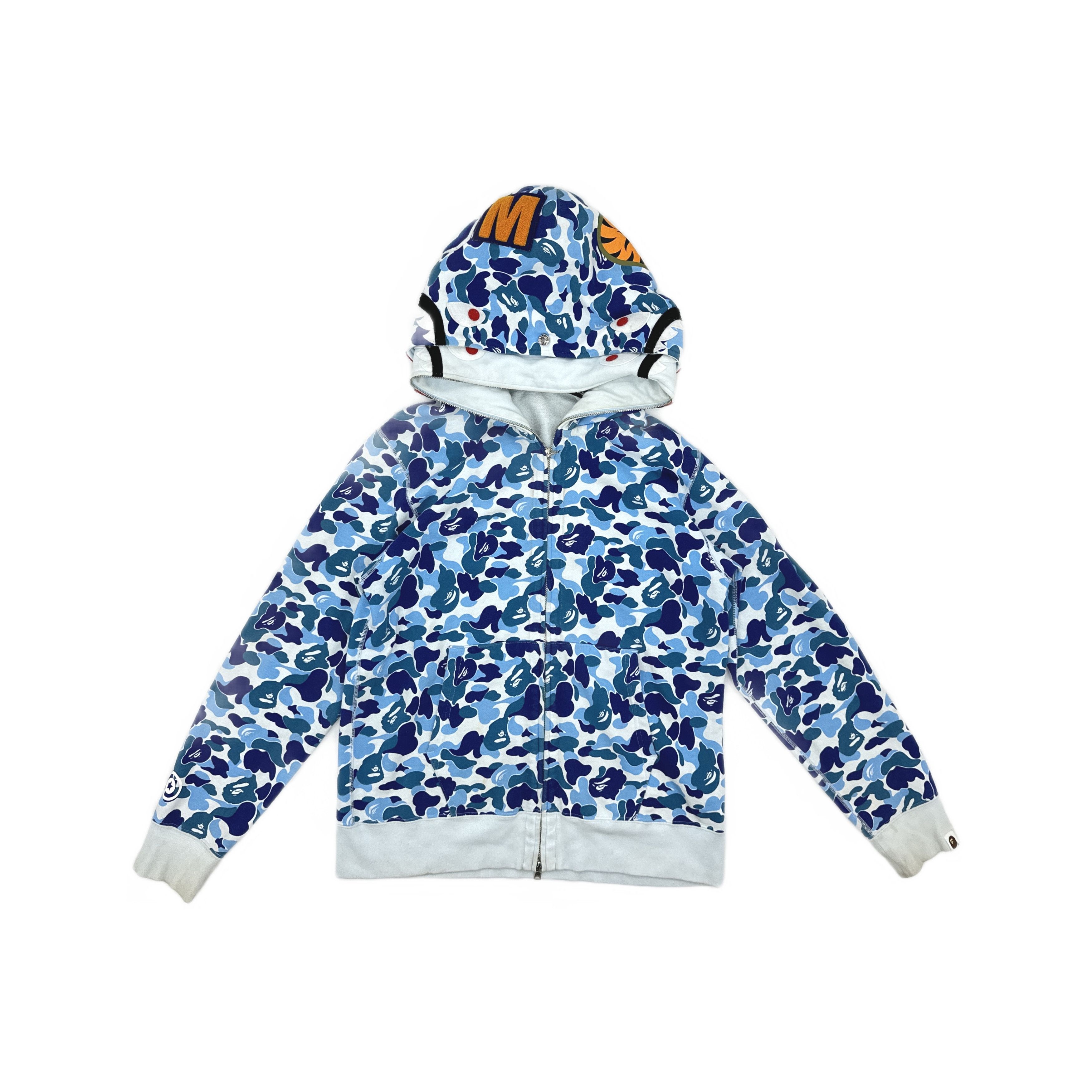Bape A Bathing Ape Blue Camo Shark Hoodie Size L Size US L / EU 52-54 / 3 - 1 Thumbnail