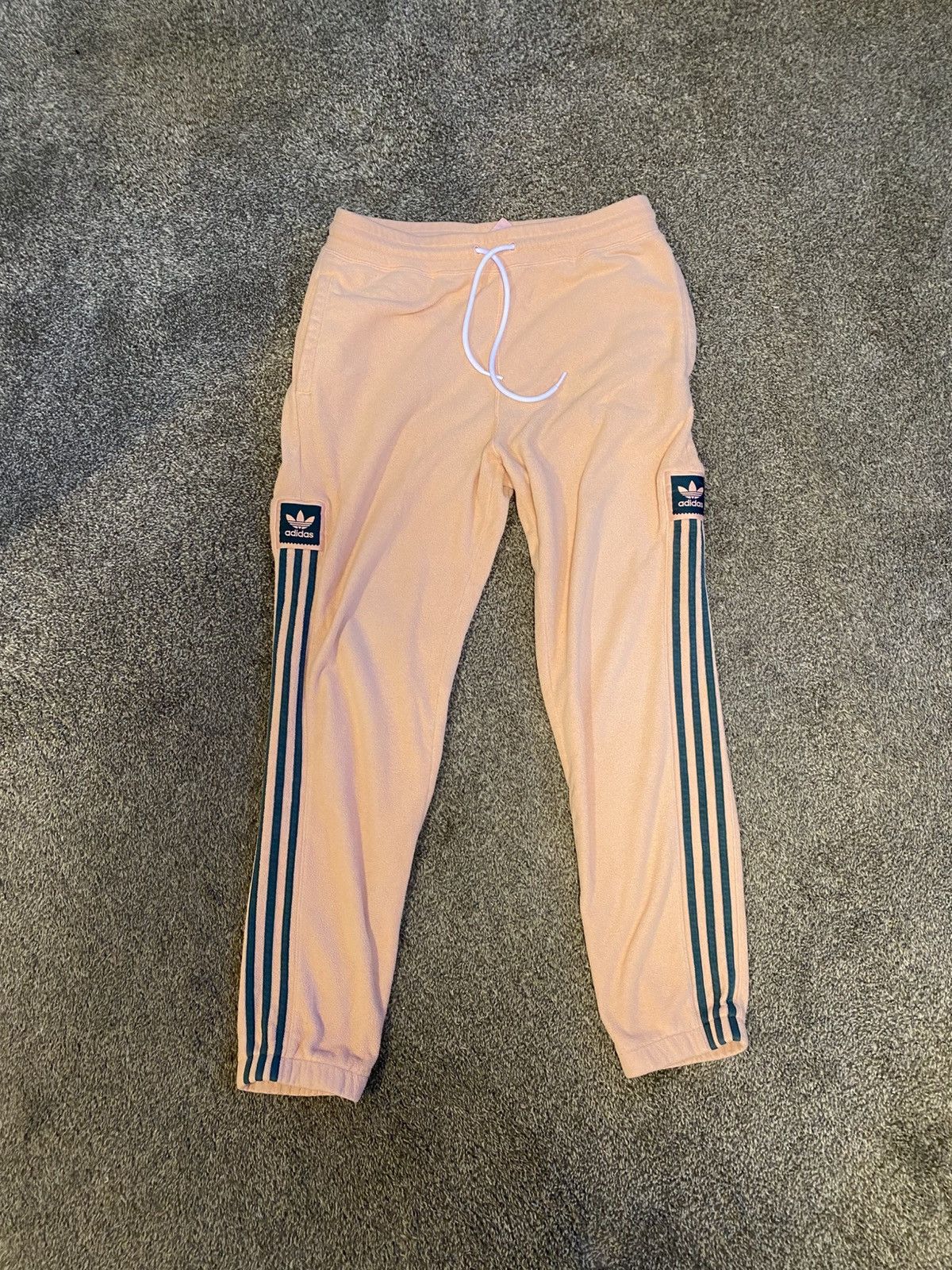 Adidas Adidas Originals Retro Fleece Sweatpants Size L Pink/Green Size US 34 / EU 50 - 1 Thumbnail