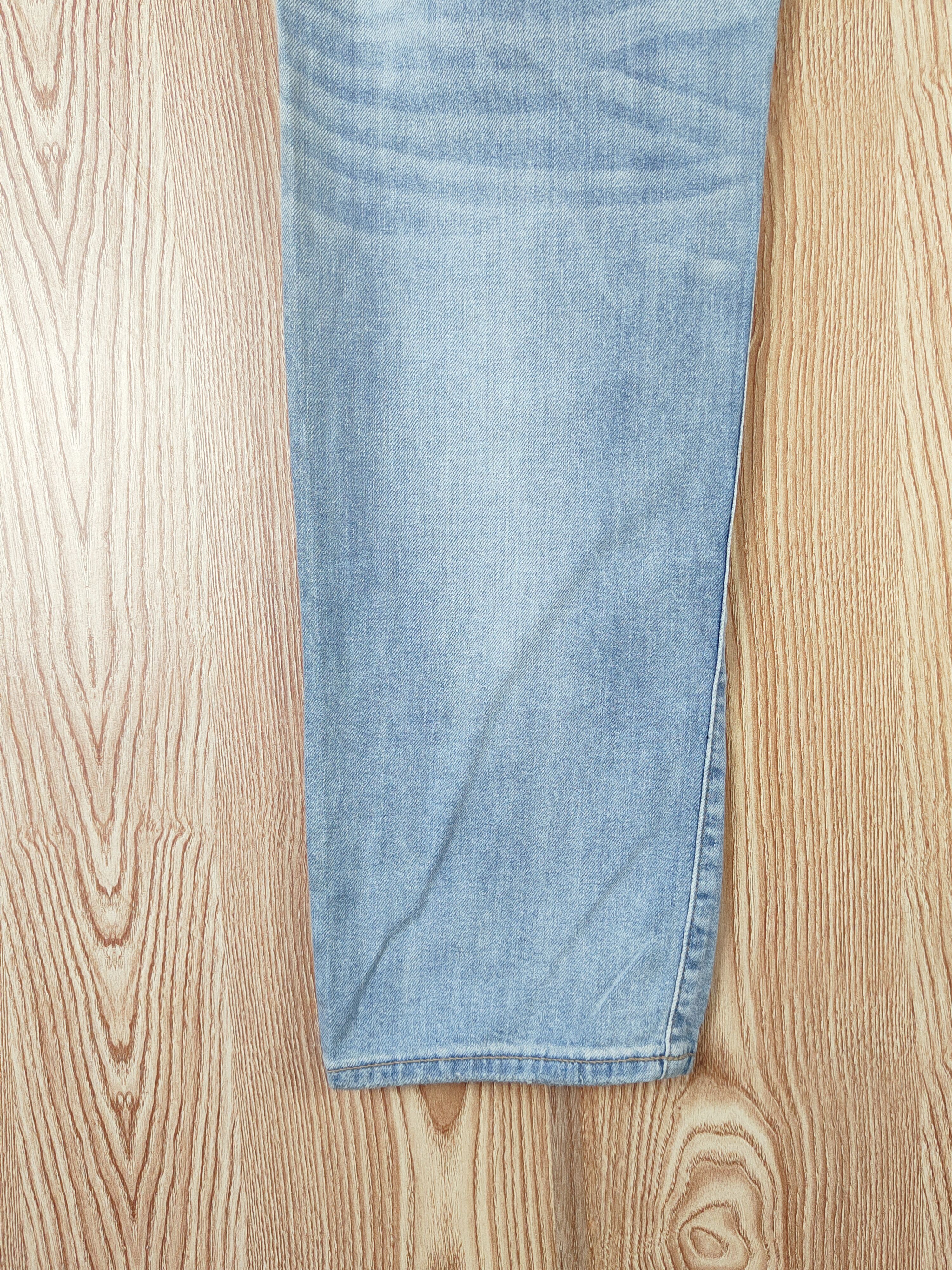 Japanese Brand Uniqlo Blue Faded Distressed Ripped Jeans #S2765 Size US 33 - 9 Thumbnail