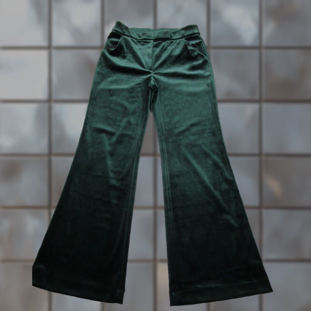 Express Womens Velvet Kick Flare Pants 12R Jewel Green Whims Goth Dark Romantic y2k Size 34" / US 12 / IT 48 - 1 Thumbnail
