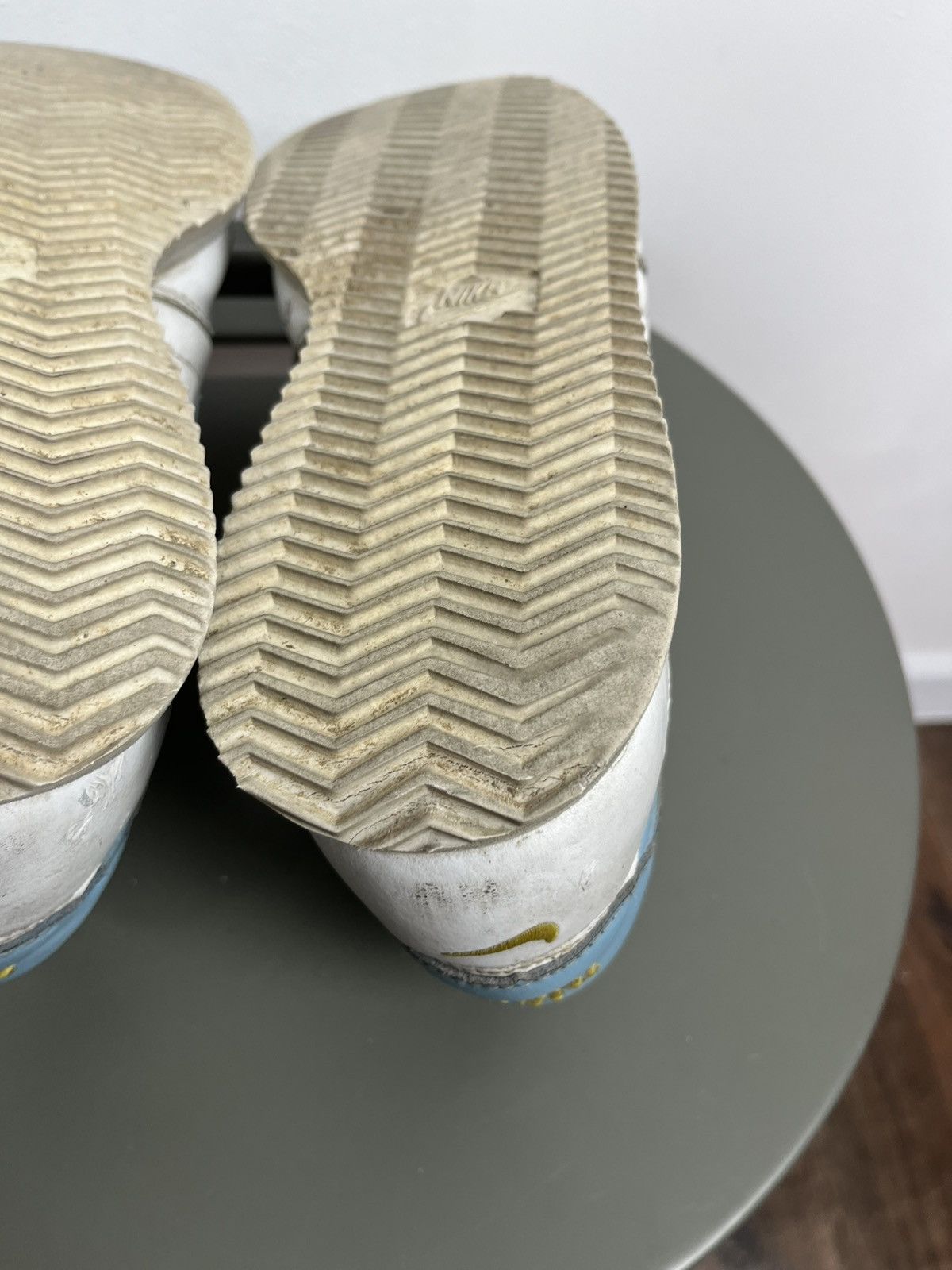 Nike Vintage 2002 Nike Cortez Women’s Sneakers White Blue Size US 9.5 / IT 39.5 - 13 Thumbnail