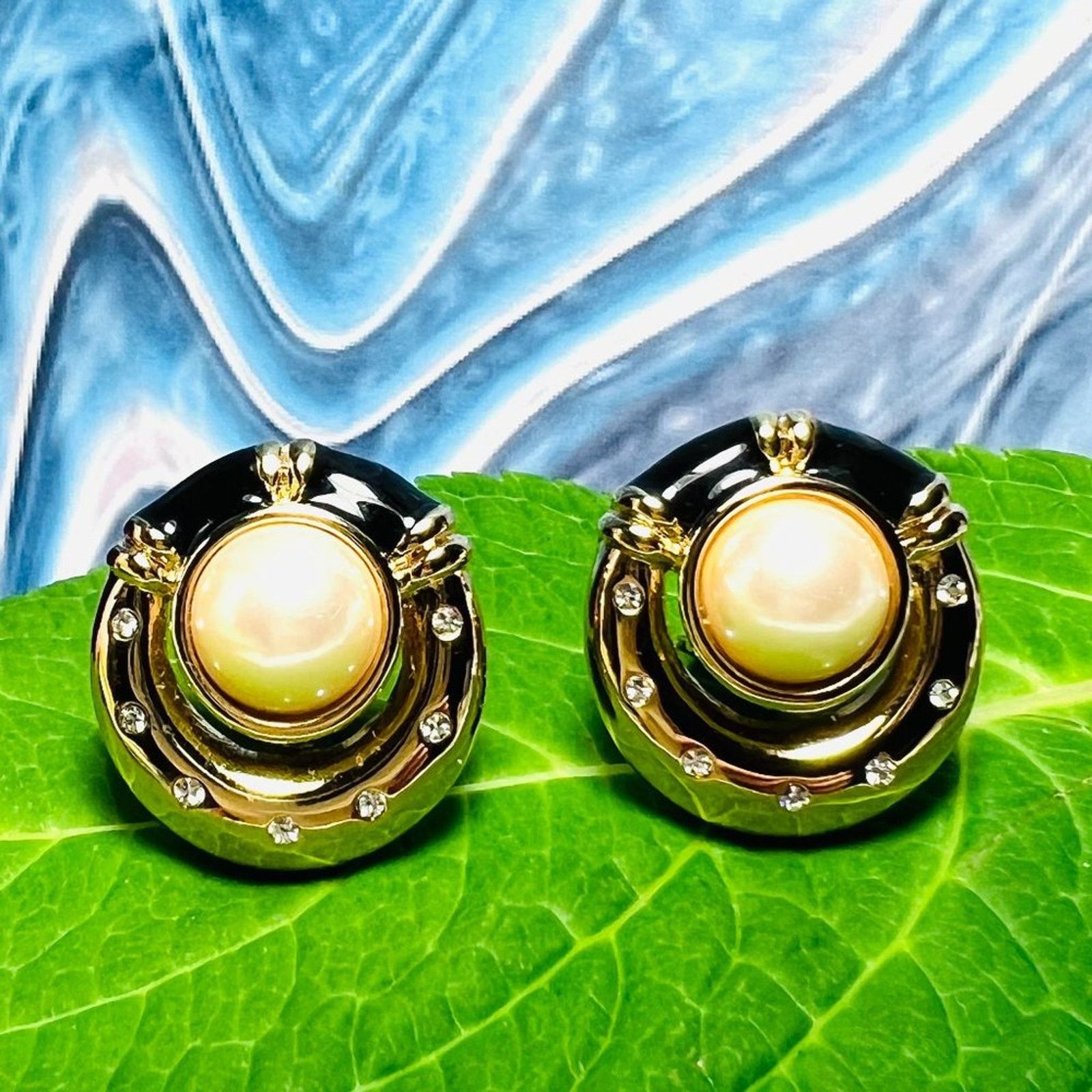 & Other Stories Vintage PCI Goldtone faux Pearl Horseshoe Rhinestone Earring Size ONE SIZE - 1 Thumbnail