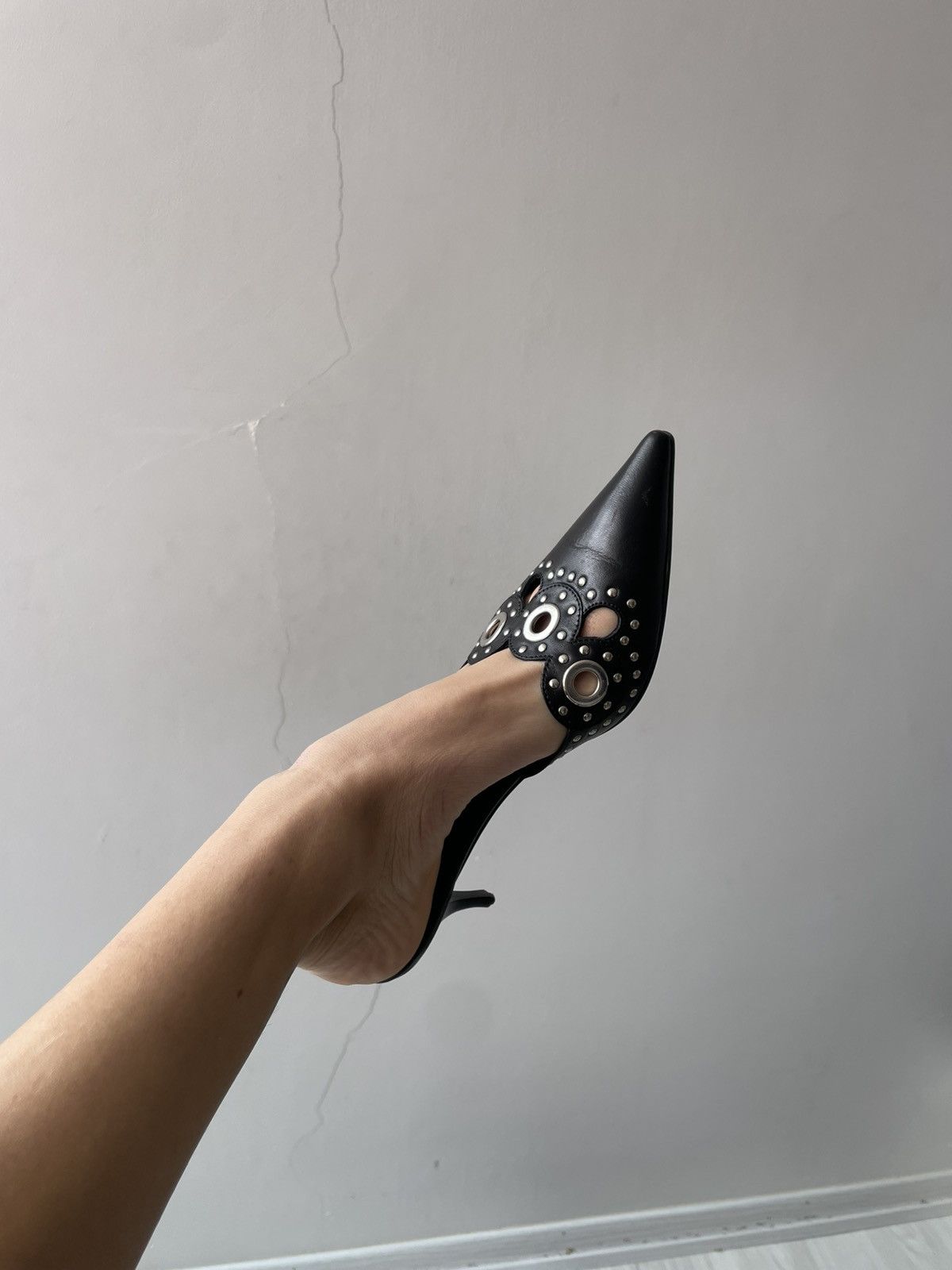 Vintage Vintage leather kitten heels Size US 6 / IT 36 - 6 Thumbnail