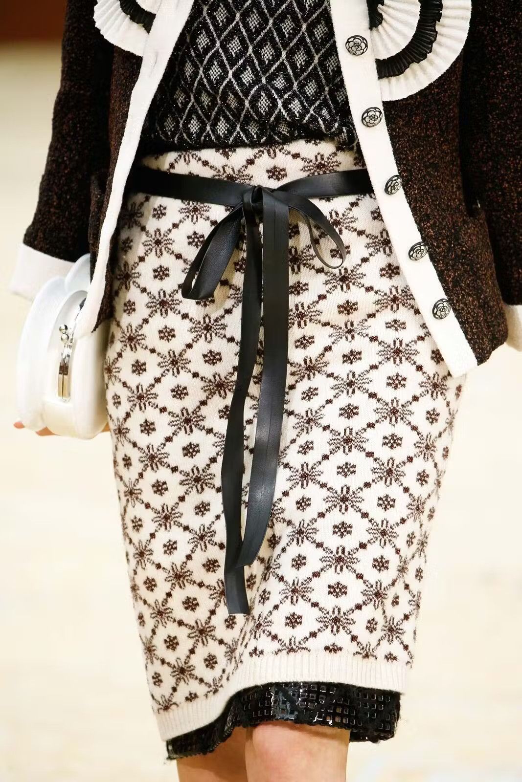 Chanel Chanel "Brasserie Gabrielle" jacket Size S / US 4 / IT 40 - 11 Thumbnail