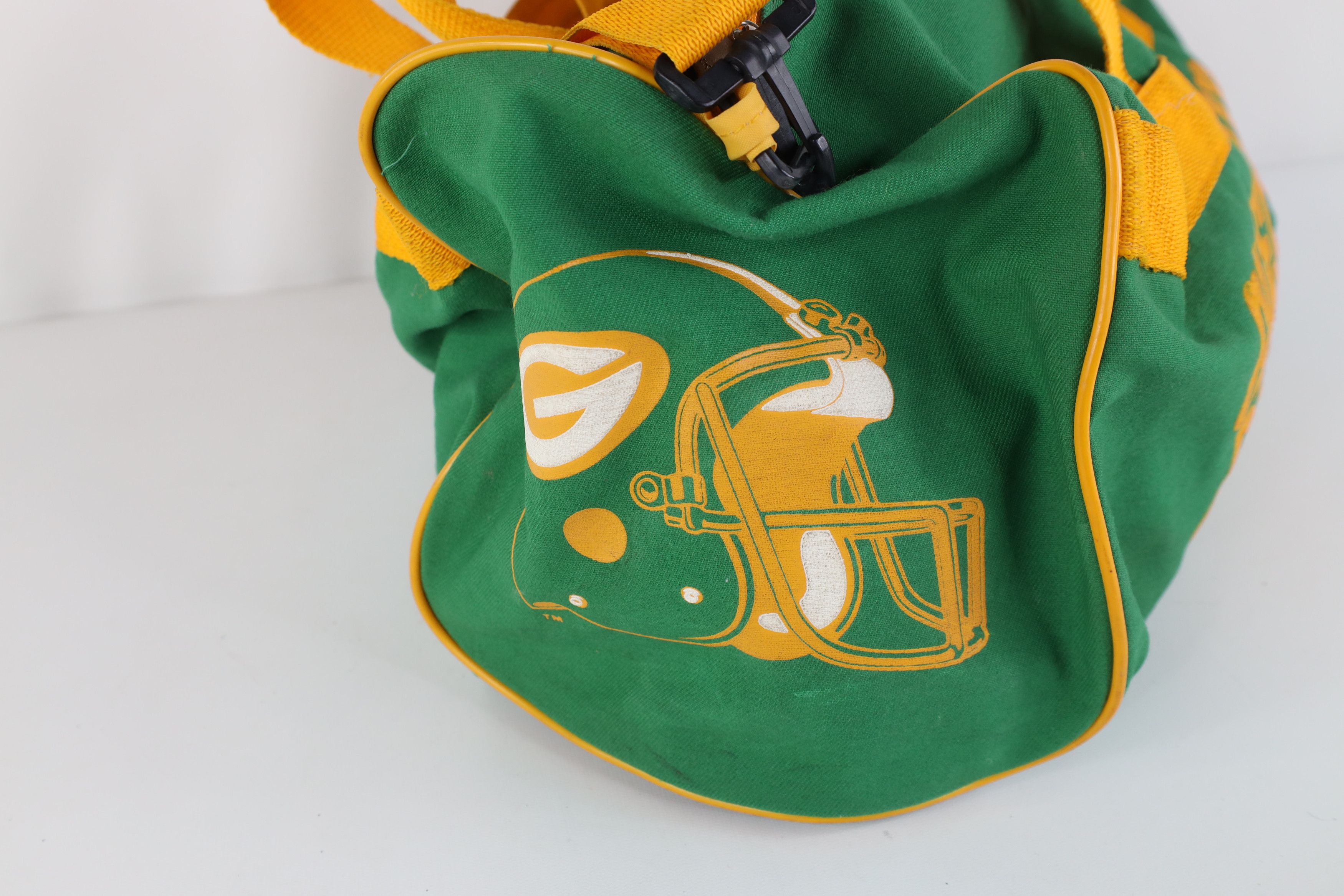 Vintage Vintage 60s 70s Green Bay Packers Football Duffel Bag Size ONE SIZE - 3 Thumbnail