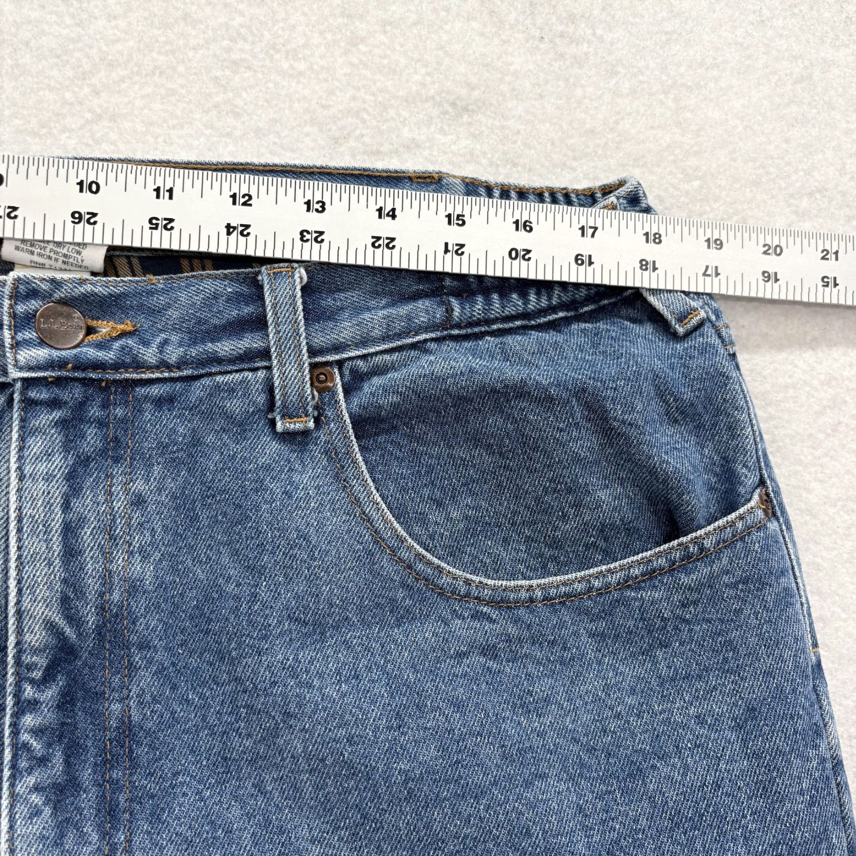 Vintage L.L. Bean Jeans Mens 36x30 Comfort Waist Straight Denim Blue 5-Pocket Pockets Regular Inseam 30 Size US 36 / EU 52 - 5 Thumbnail