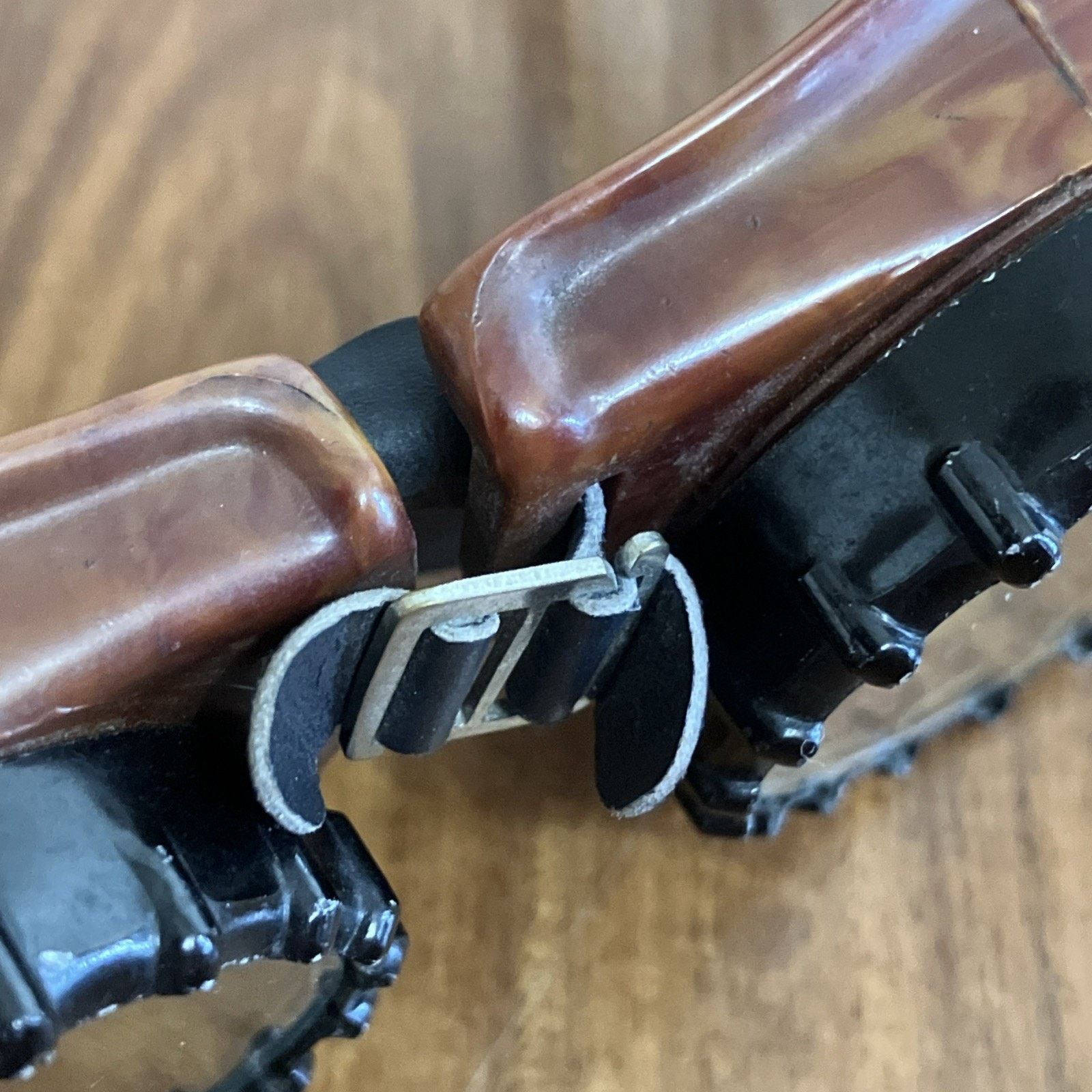 American Optical Vintage 1950s Steam Punk Motorcycle Aviator Goggles Bakelite Size ONE SIZE - 8 Thumbnail