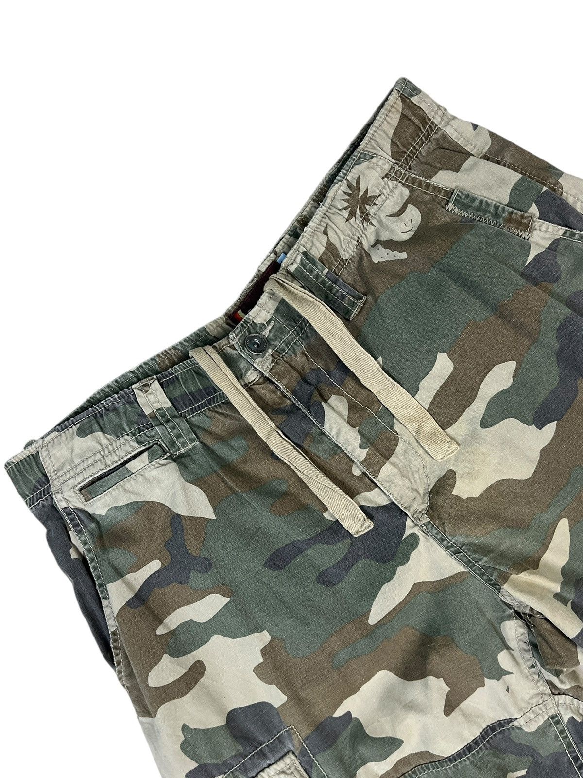 Vintage Town & Country Surf Design Camo Hawaii Cargo Shorts Size US 30 / EU 46 - 5 Thumbnail