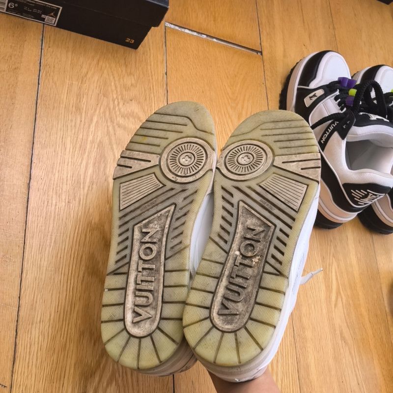 Louis Vuitton Louis Vuitton Trainer Stylish Sneakers for Men and Women -2 Size US 10 / EU 43 - 4 Thumbnail