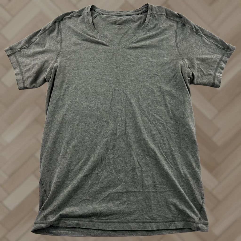 Vintage Mack Weldon V-Neck Short Sleeve T Shirt Men M Gray Size US M / EU 48-50 / 2 - 1 Thumbnail