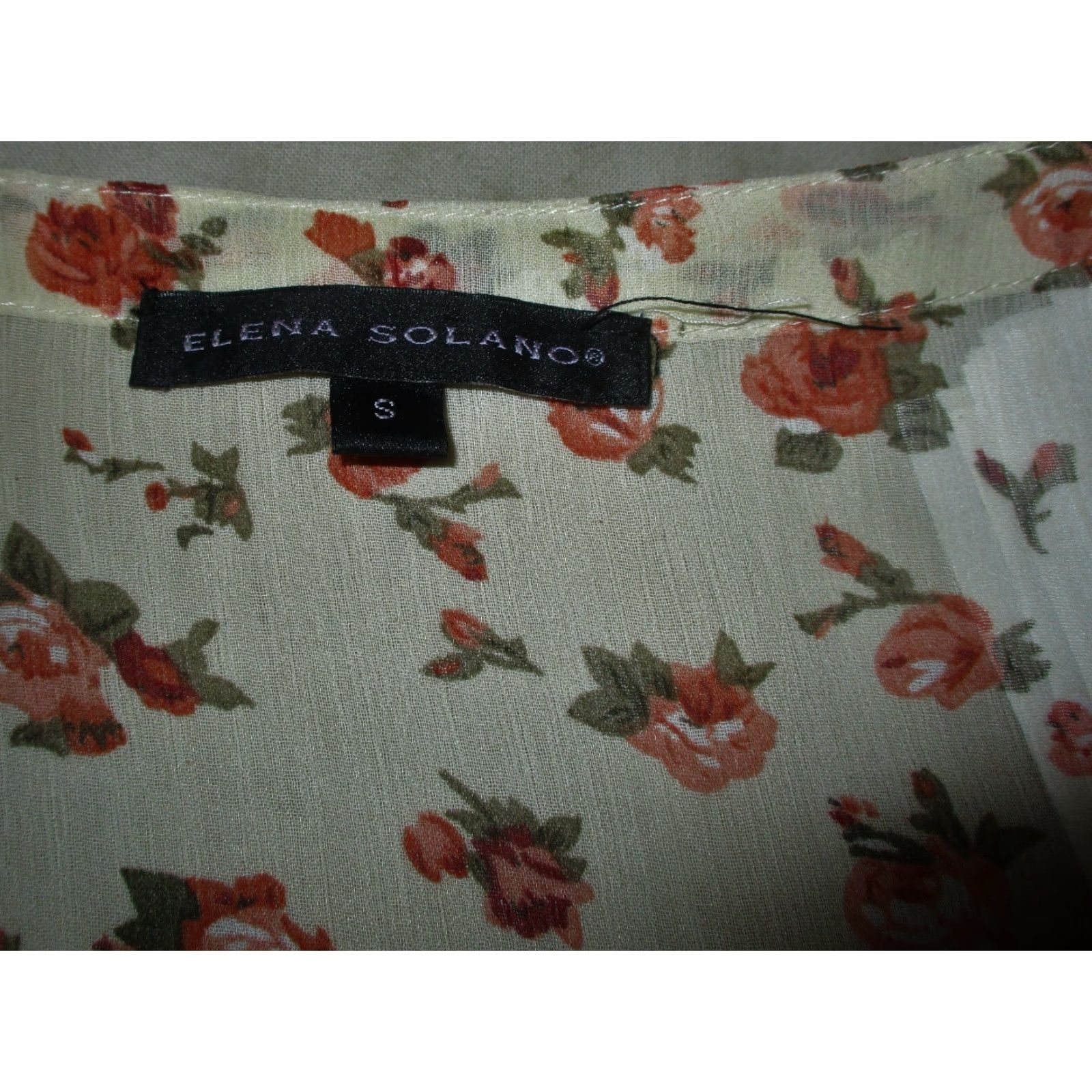 Vintage VINTAGE Elana Solano Beige Floral 3/4 Sleeve Top S Woman Blouse Knit Polyester Size S Waist Length 3/4 Sleeve Floral Mens? Size S / US 4 / IT 40 - 6 Thumbnail