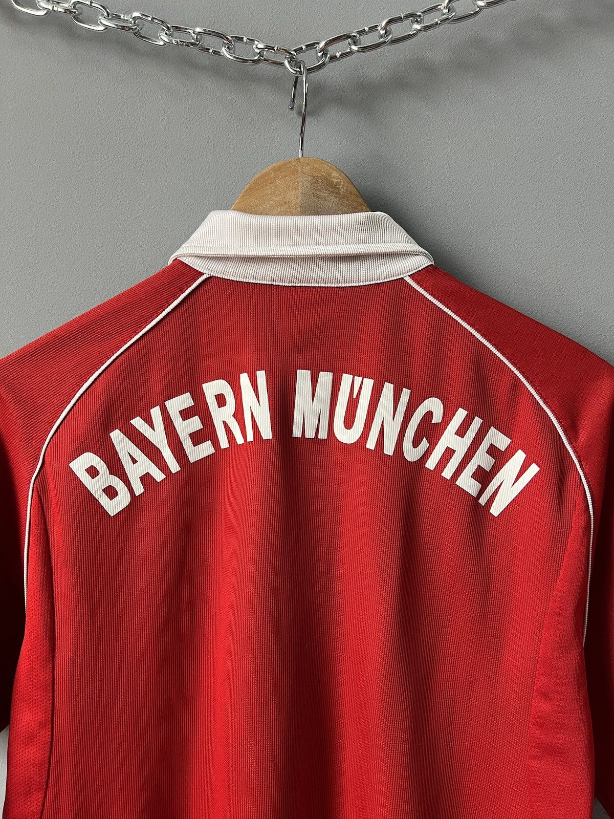 Adidas Adidas Bayern Munich 2000s football jersey y2k Size US S / EU 44-46 / 1 - 11 Thumbnail