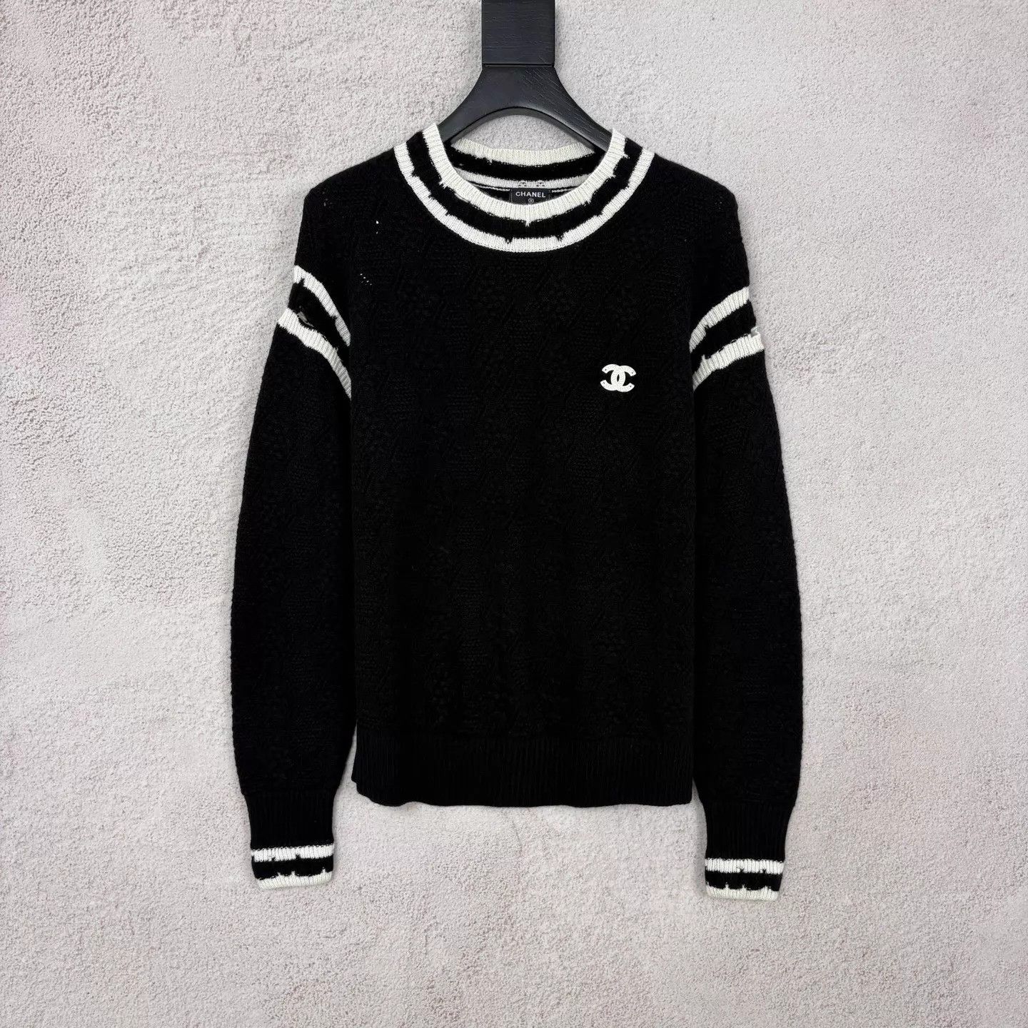 Chanel Chanel 22C B&W Panda Crew Cutout Distressed Sweater Women's Size XS / US 0-2 / IT 36-38 - 2 Thumbnail