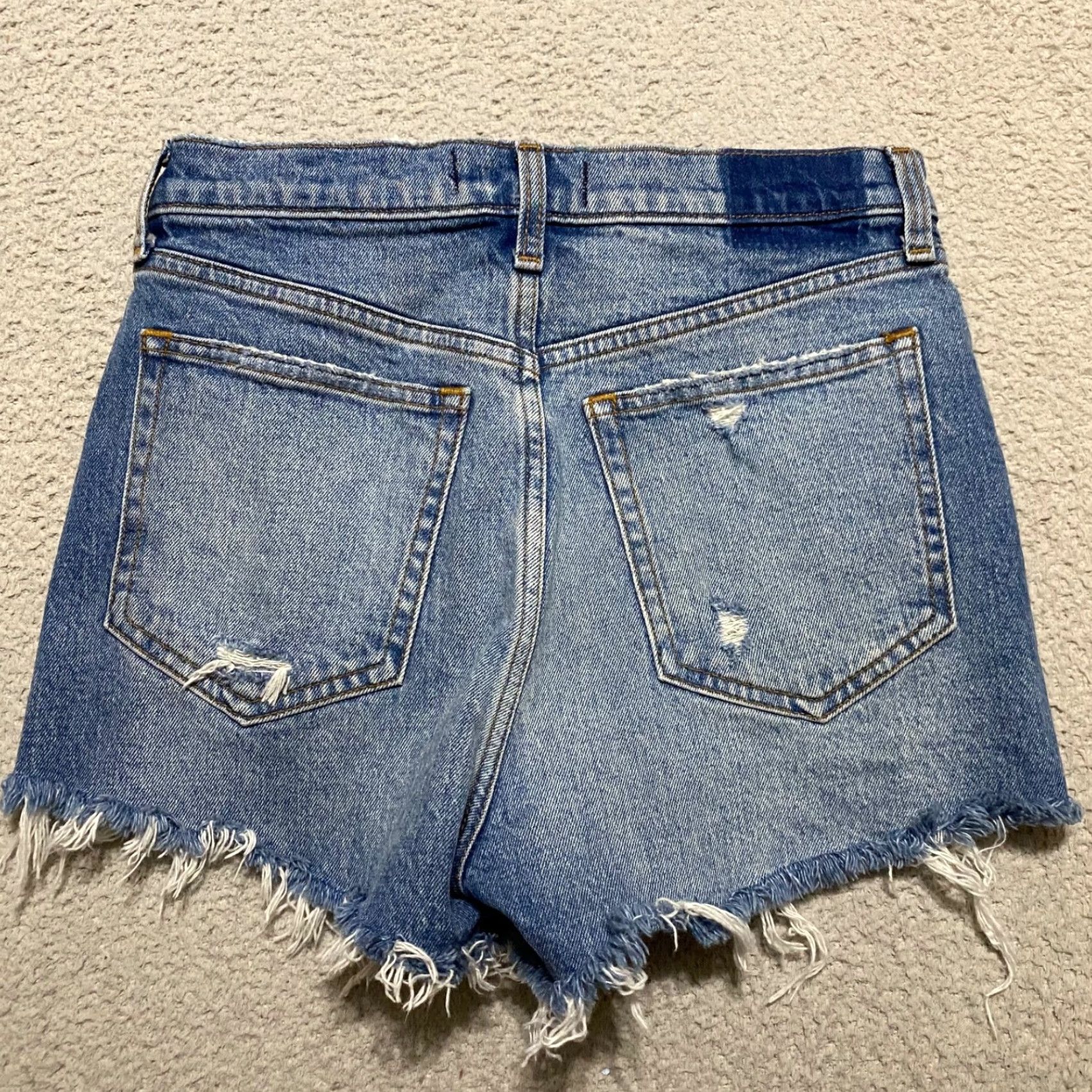 Abercrombie & Fitch Abercrombie & Fitch Womens Shorts Jeans Blue Denim Cut-Off High Rise 2 Distressed 5-Pocket Casual Summer Spring Fall Mens Womens Size 26" / US 2 / IT 38 - 2 Thumbnail