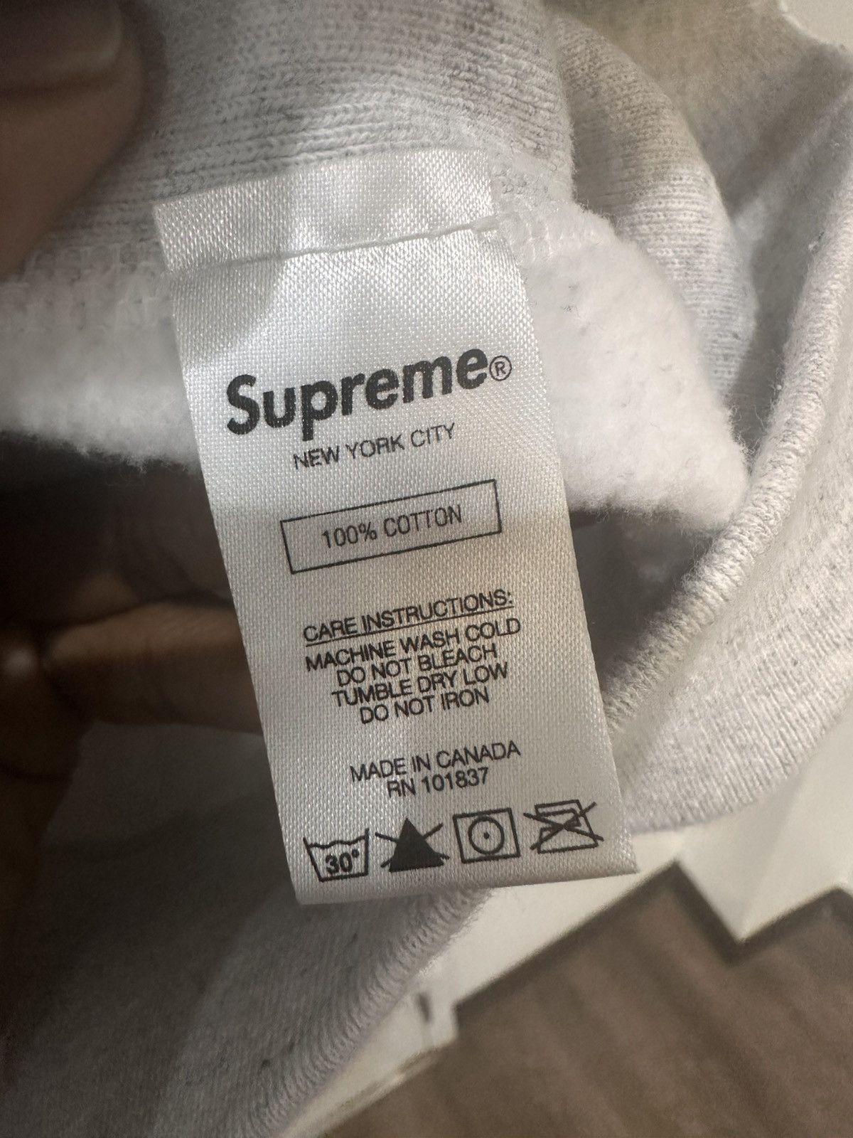 Supreme Supreme Ash Box long Crewneck Size US M / EU 48-50 / 2 - 6 Thumbnail