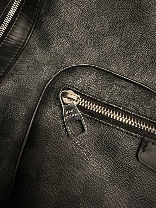 Louis Vuitton Louis Vuitton Backpack Size ONE SIZE - 3 Thumbnail