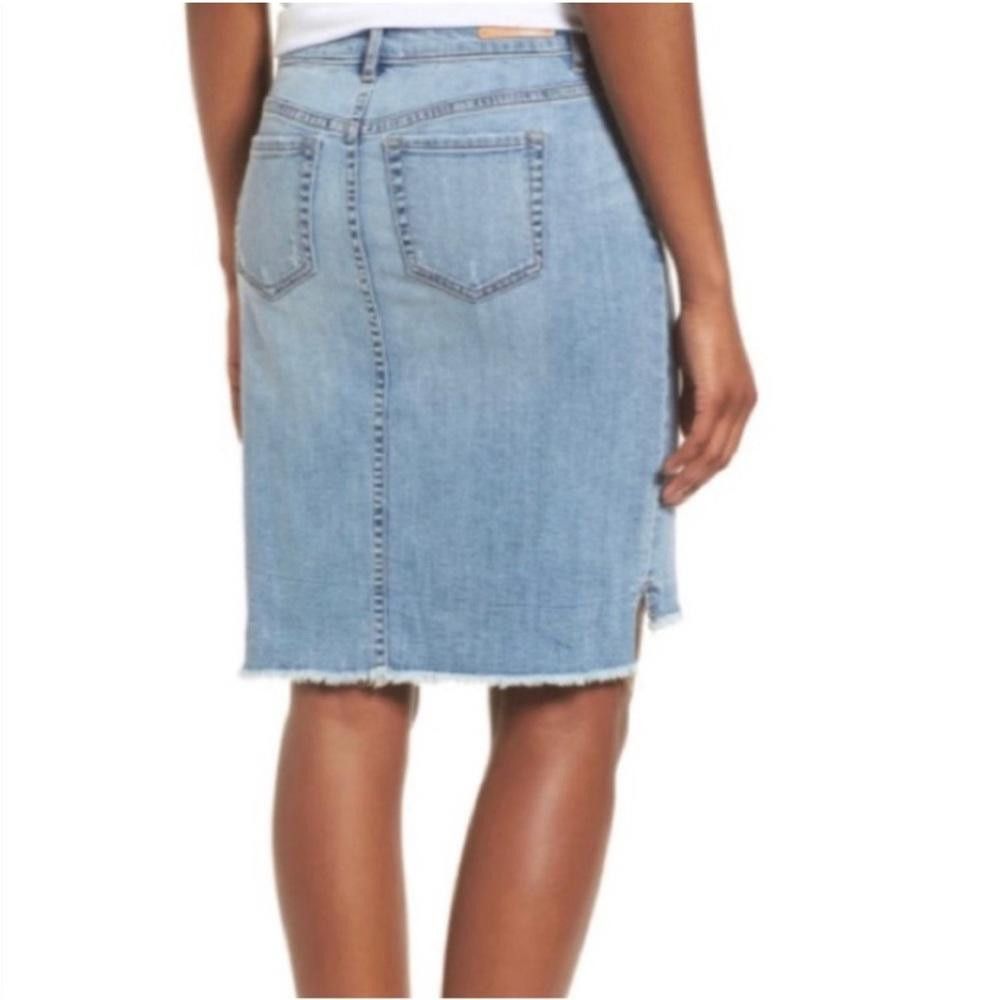 Designer Caslon Denim Pencil Skirt with Raw Step Hem Distressed 16 Size 38" / US 16 / IT 52 - 2 Thumbnail