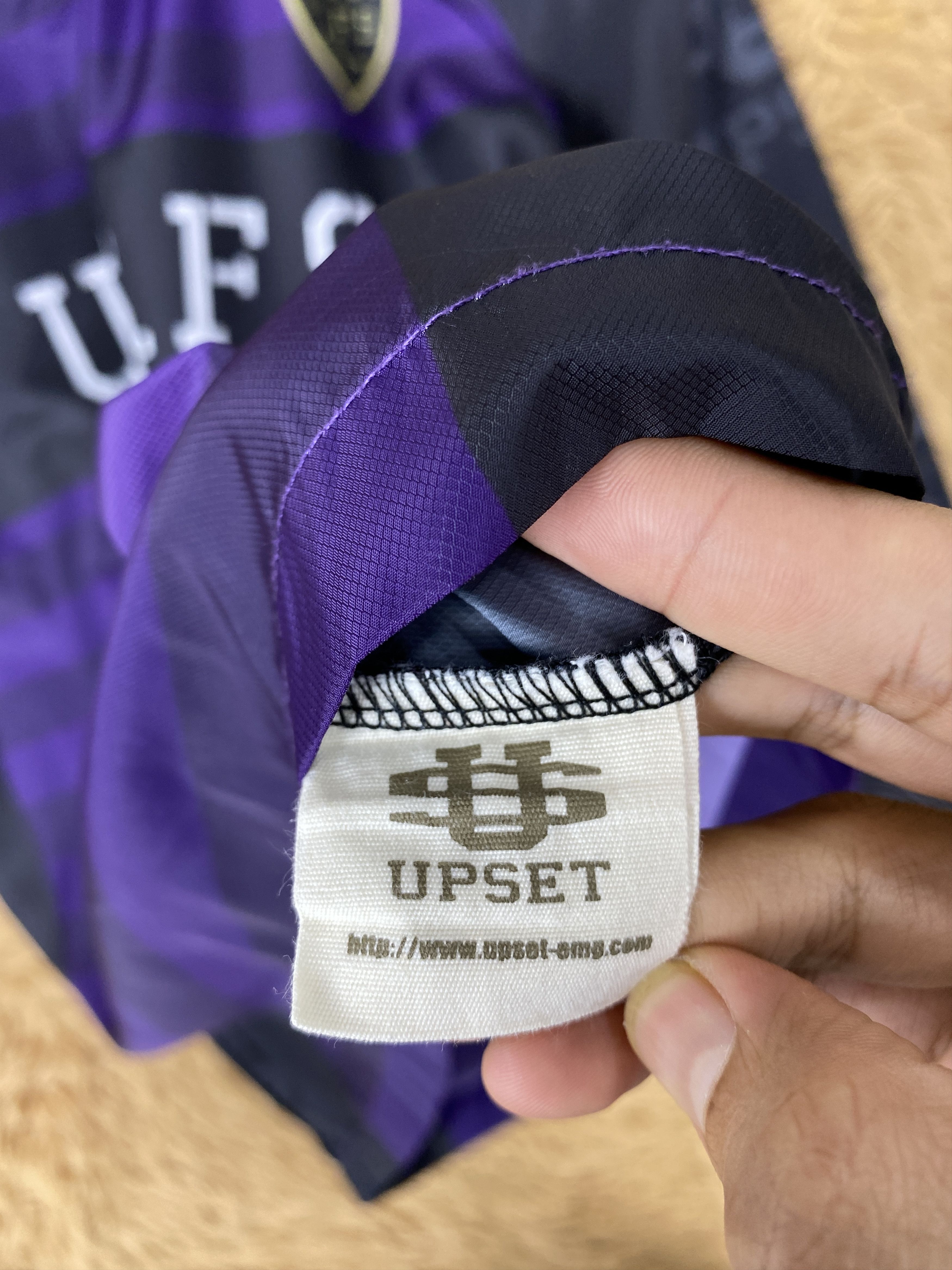 Japanese Brand Vintage Upset FS Long Sleeve Jerseys J1979 Size US S / EU 44-46 / 1 - 6 Thumbnail