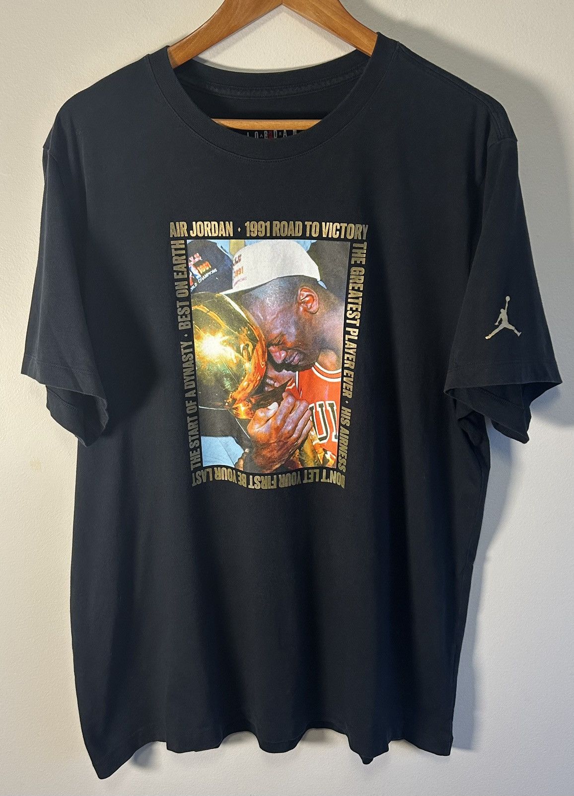 Jordan Brand Air Jordan Shirt Mens XL Black Jumpman 1991 Road To Victory Size US XL / EU 56 / 4 - 1 Thumbnail