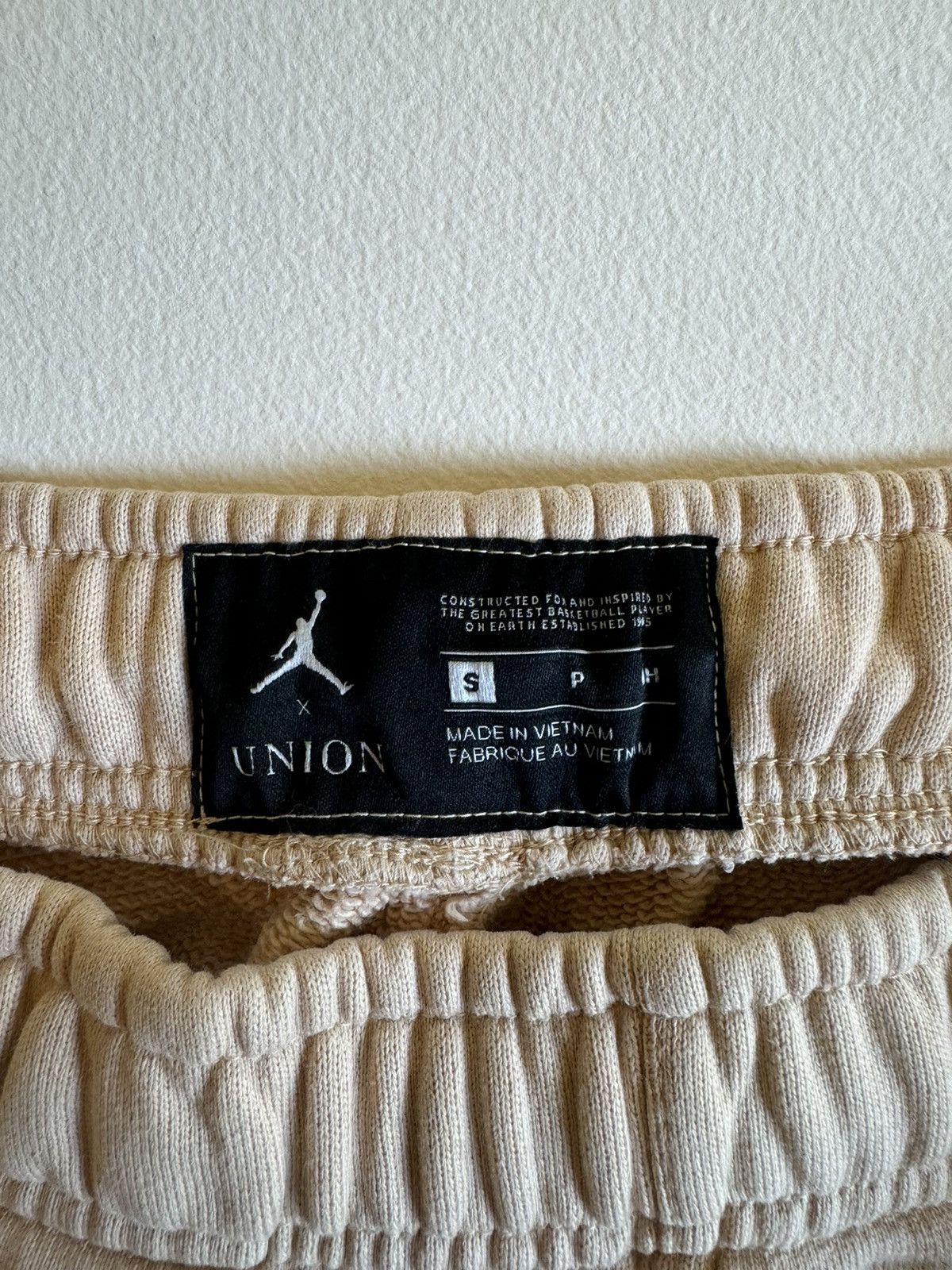 Jordan Brand × Nike × Union LA Union Jordan Sweatshorts (small) Size US 30 / EU 46 - 6 Thumbnail