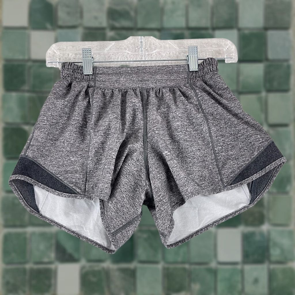 Lululemon Lululemon Hotty Hot Short II Womens 4 Tall Gray Elastic Waist Running Gym Shirt Size 27" / US 4 / IT 40 - 1 Thumbnail