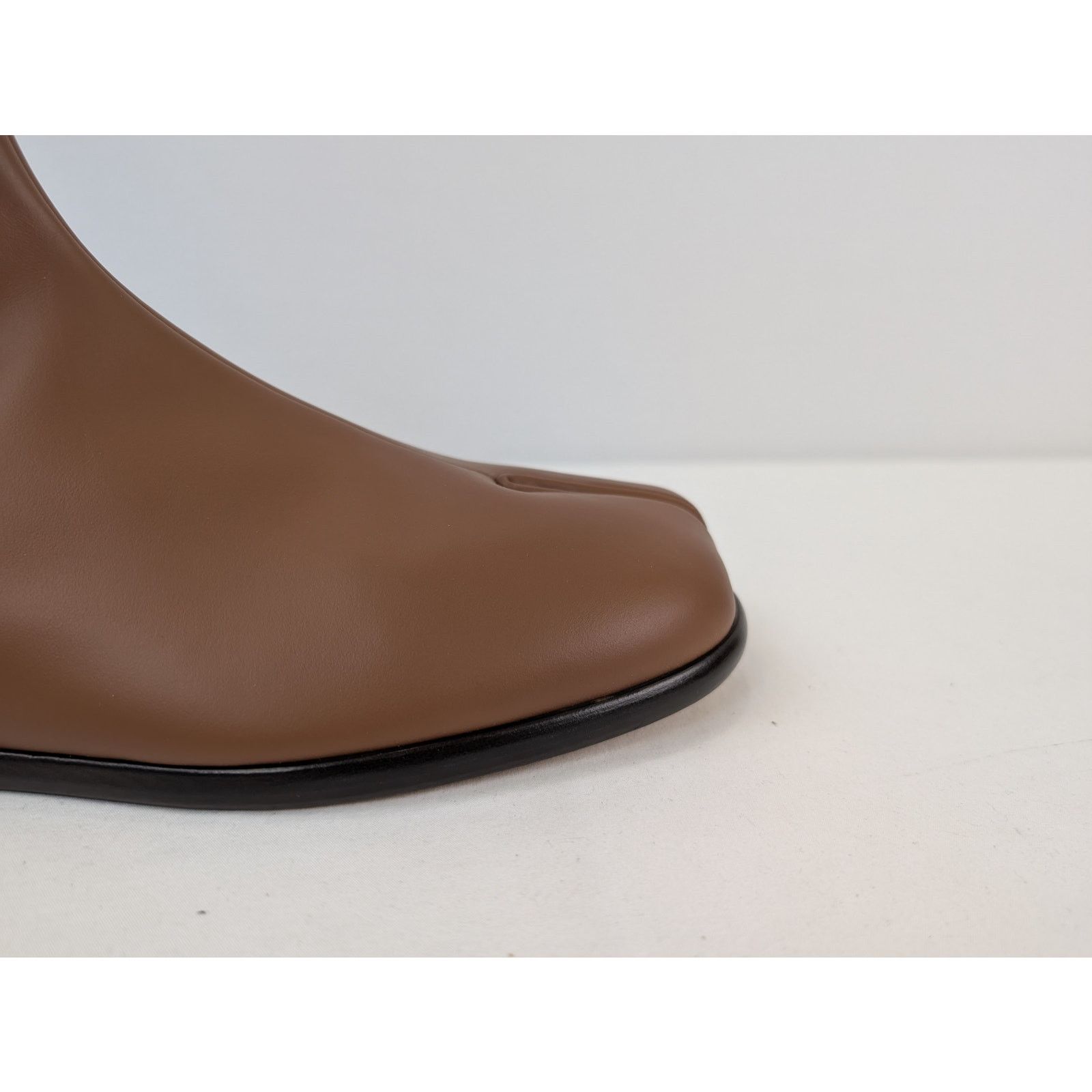 Maison Margiela o1rshd1 Tabi Boots in Brown Size US 10 / EU 43 - 3 Thumbnail