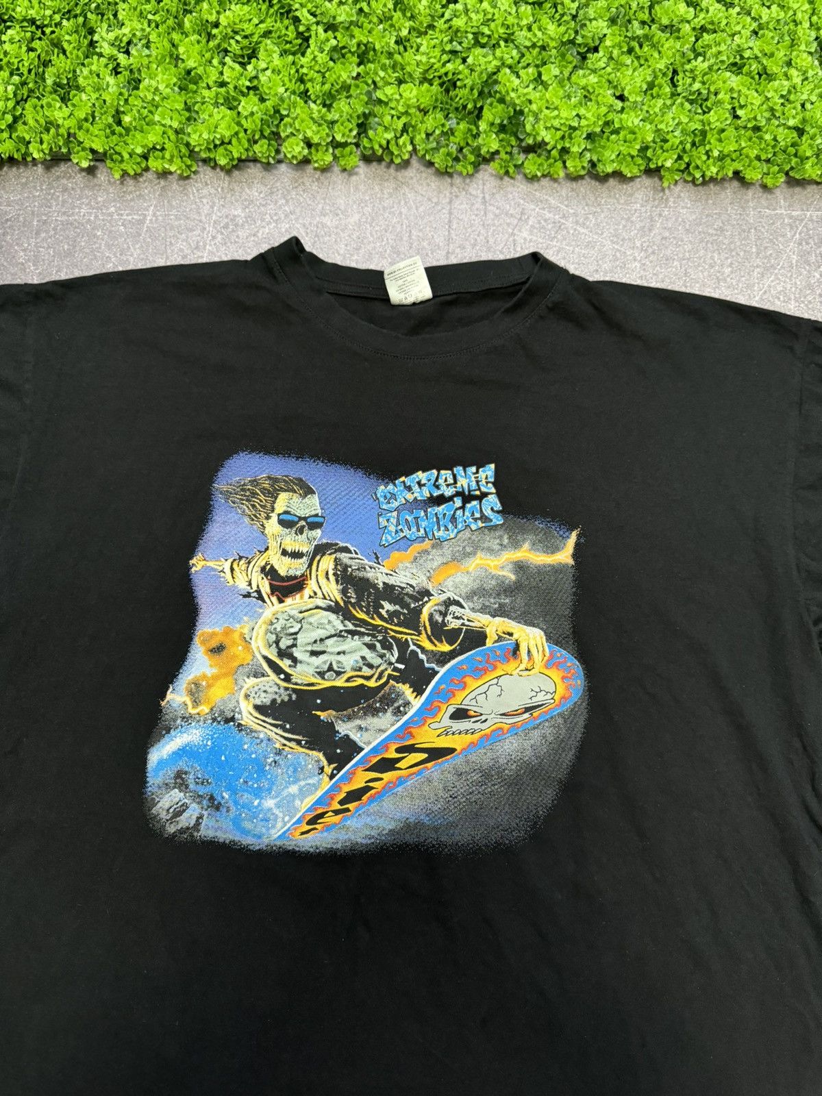 Band Tees Vintage Y2K Extreme Zombie Dead Face Horror Band Streetwear Size US XL / EU 56 / 4 - 7 Thumbnail