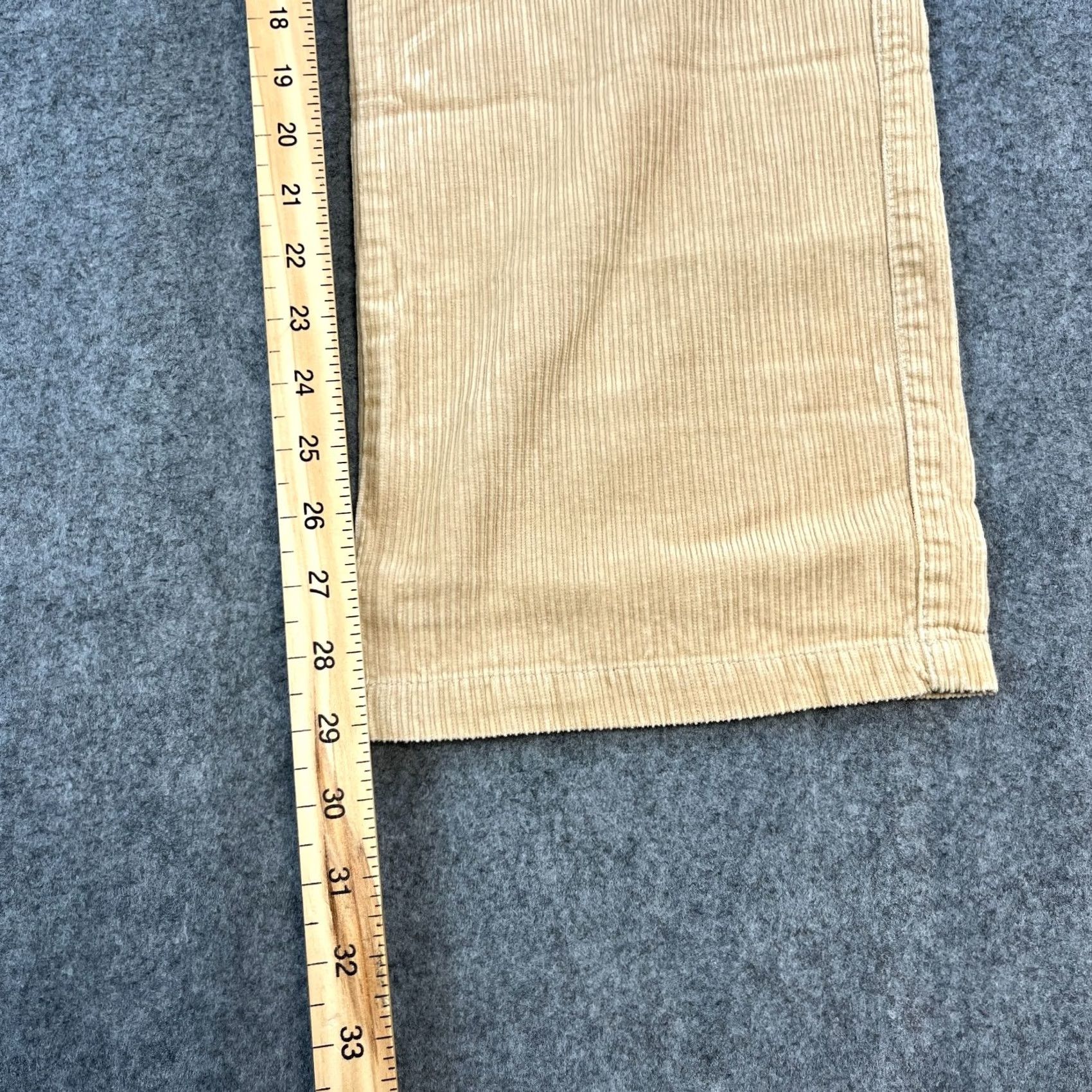Vintage GUL Mens Corduroy Jeans Relaxed Straight Loose Baggy 30 30 Beige Vintage Skater Jeans Mens Beige 30 Regular Fit Mens Size US 30 / EU 46 - 4 Thumbnail