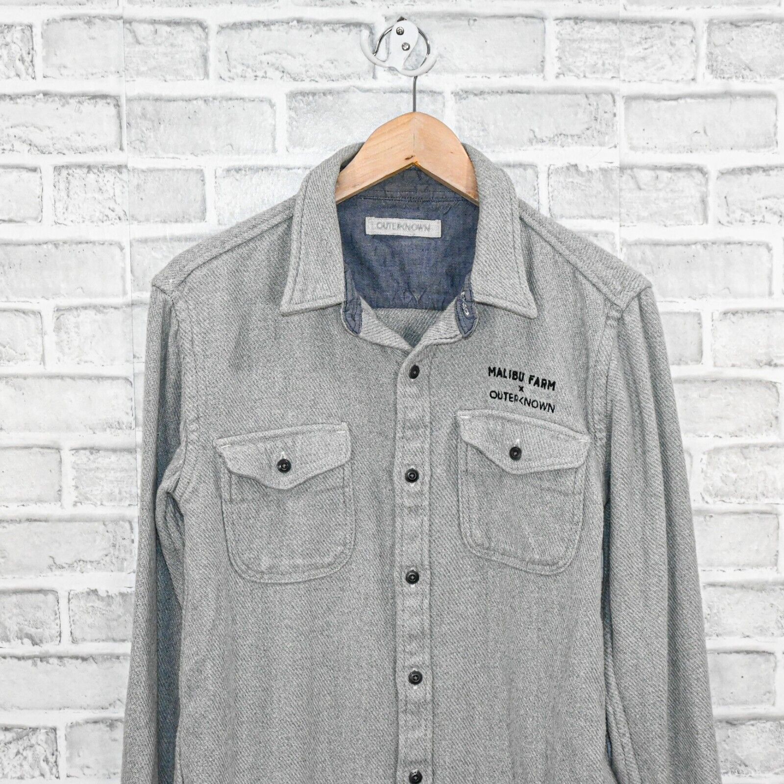 Outerknown OUTERKNOWN x Malibu Farm Men's Blanket Flannel shirt in grey Size US S / EU 44-46 / 1 - 4 Thumbnail