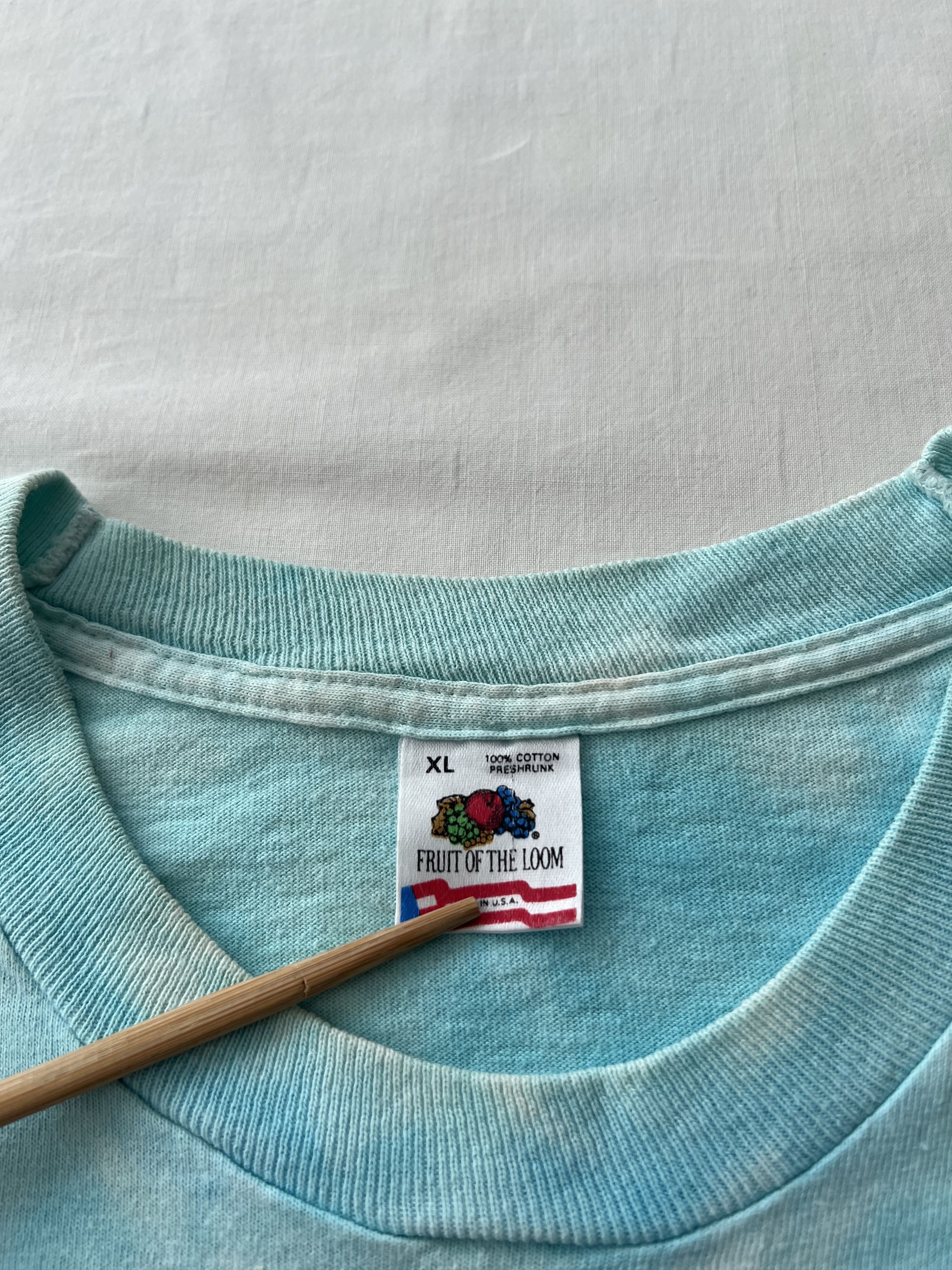 Liquid Blue Vintage 1990 Liquid Blue John Connell Ocean Dolphin T-shirt Size US XL / EU 56 / 4 - 12 Thumbnail