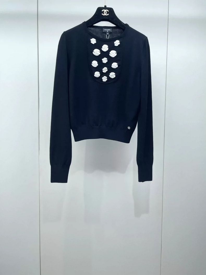Chanel Chanel 23Ksl Camellia Black Knitwear sweater Size XXS / US 00 / IT 34 - 1 Thumbnail