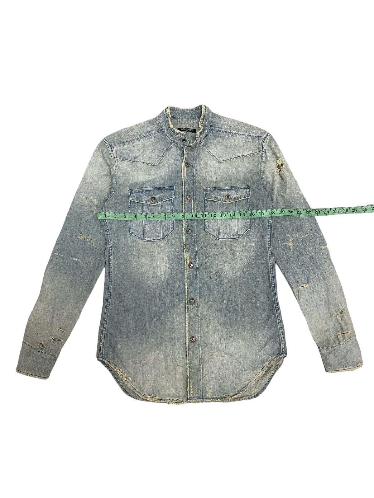 Balmain Vintage Balmain Paris Distress Denim Shirt Size US M / EU 48-50 / 2 - 12 Thumbnail