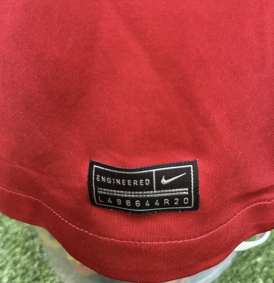 Nike Liverpool jersey salah Size US S / EU 44-46 / 1 - 7 Thumbnail