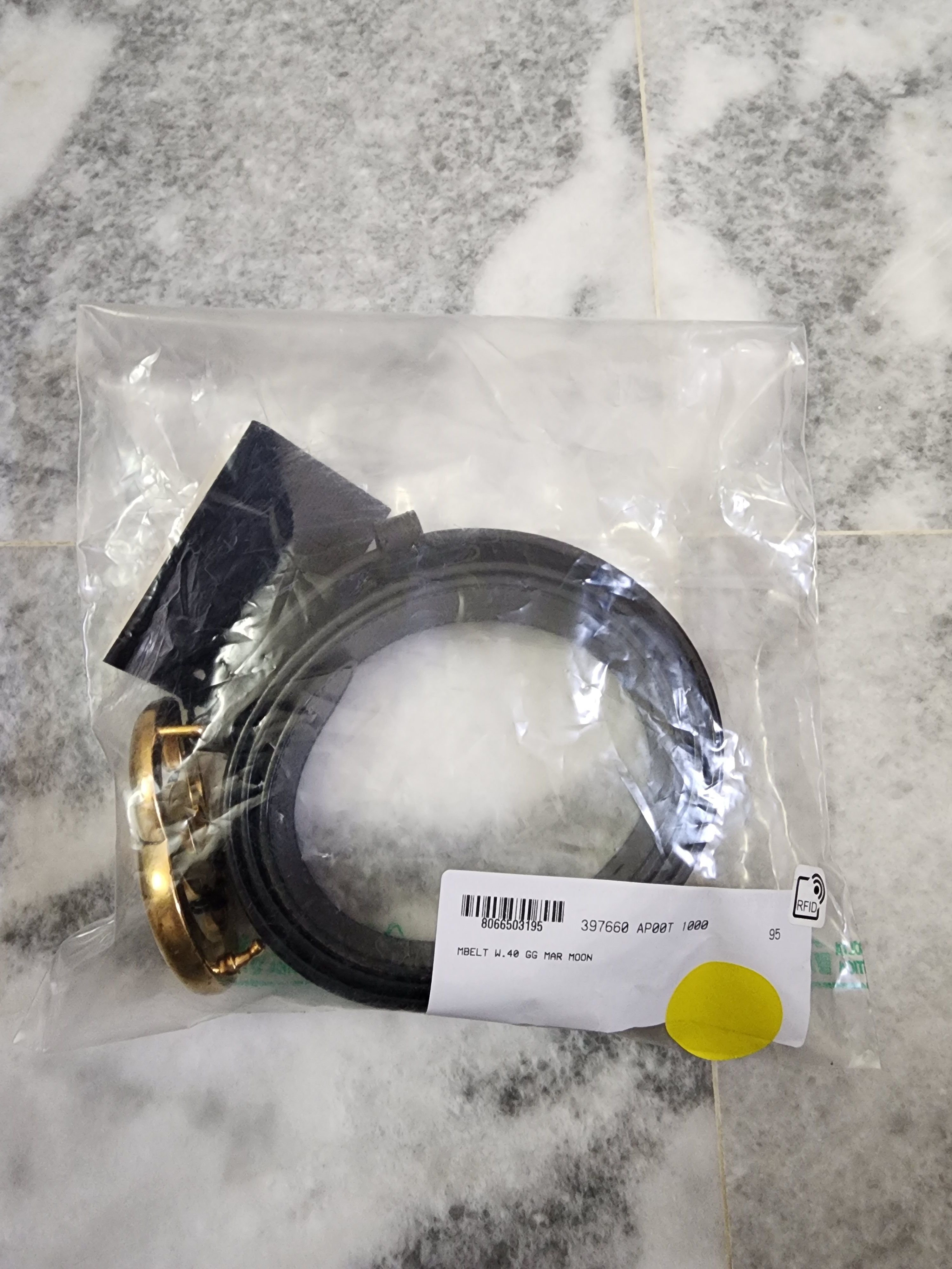 Gucci Leather GG Buckle Belt Size 34 - 11 Thumbnail