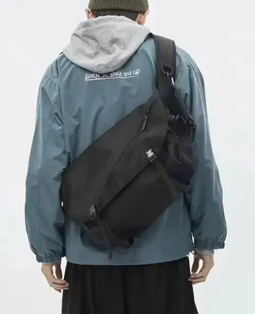 Japanese Brand Fashion hip hop messenger shoulder bag Size ONE SIZE - 4 Thumbnail