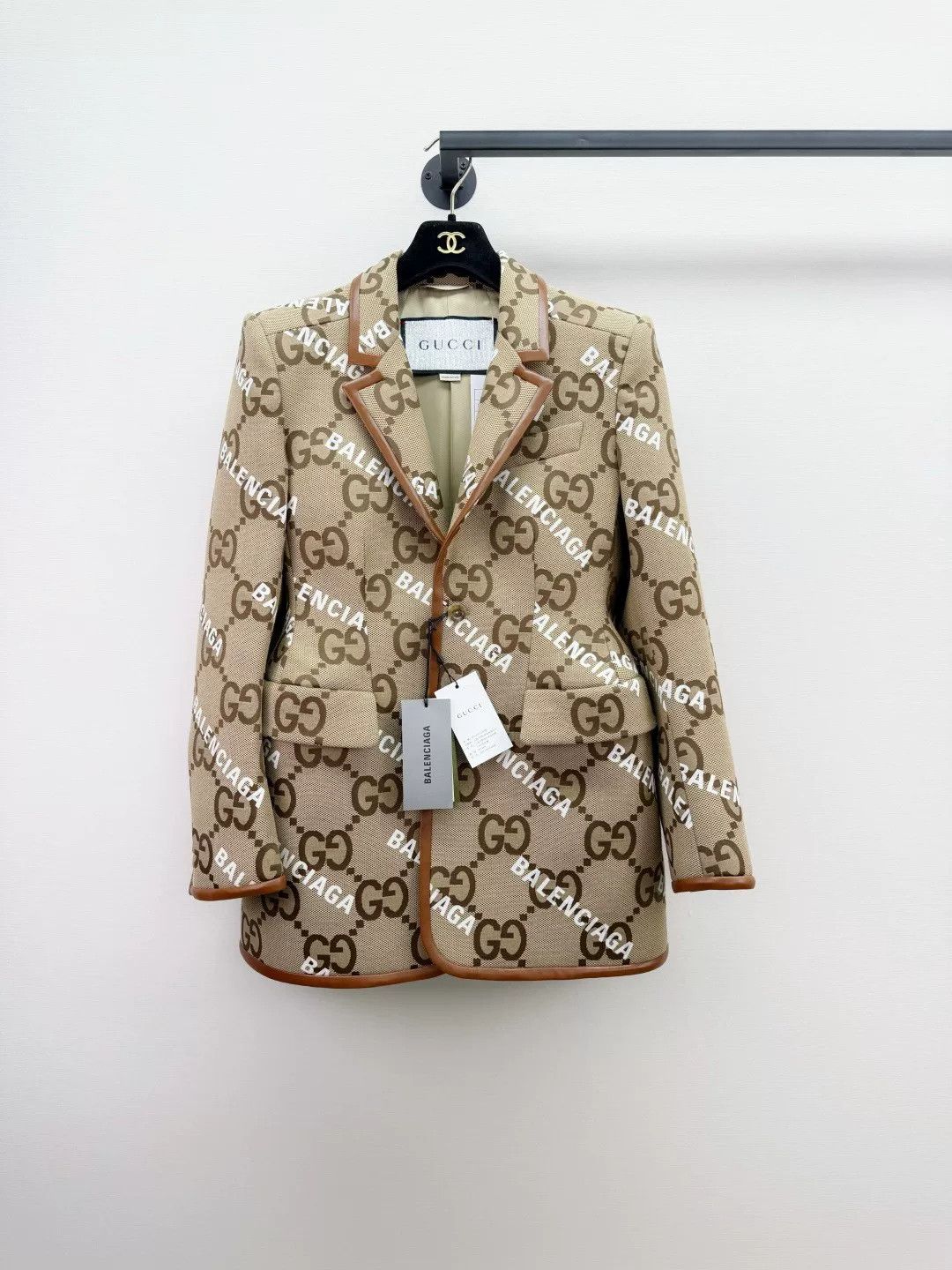 Balenciaga Gucci Balenciaga Co-branded Monogram Blazer Size US S / EU 44-46 / 1 - 1 Thumbnail