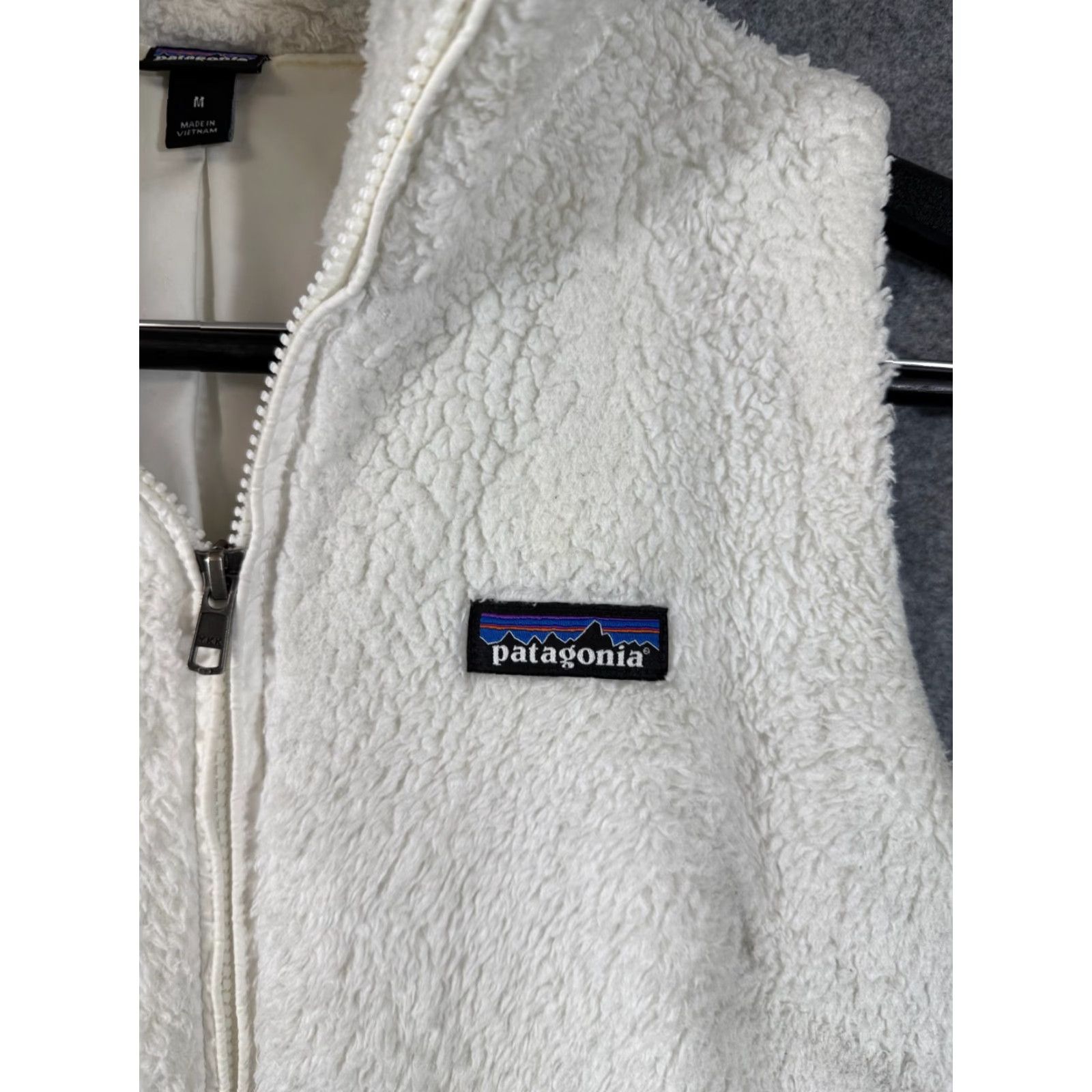 Patagonia Patagonia Los Gatos Vest Womens M White Sherpa Fleece Full Zip Lined Thermal Sleeveless Pockets Size M / US 6-8 / IT 42-44 - 5 Thumbnail