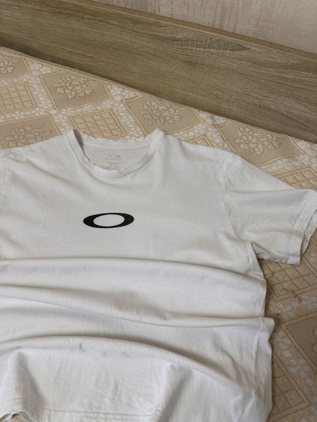 Oakley 🔥 Vintage 00s Oakley Software Centre Logo Washed Tee Shirt Size US L / EU 52-54 / 3 - 2 Thumbnail