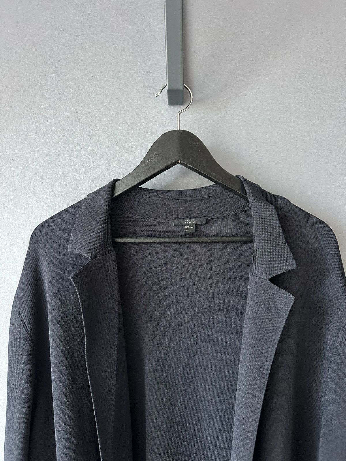 Cos COS dark navy drape style cardigan jacket Large Size L / US 10 / IT 46 - 4 Thumbnail