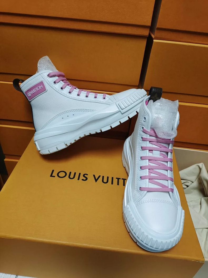 Louis Vuitton Louis Vuitton LV Women's Sneakers Size 35 Brand New-2506 Size US 5 / IT 35 - 5 Thumbnail