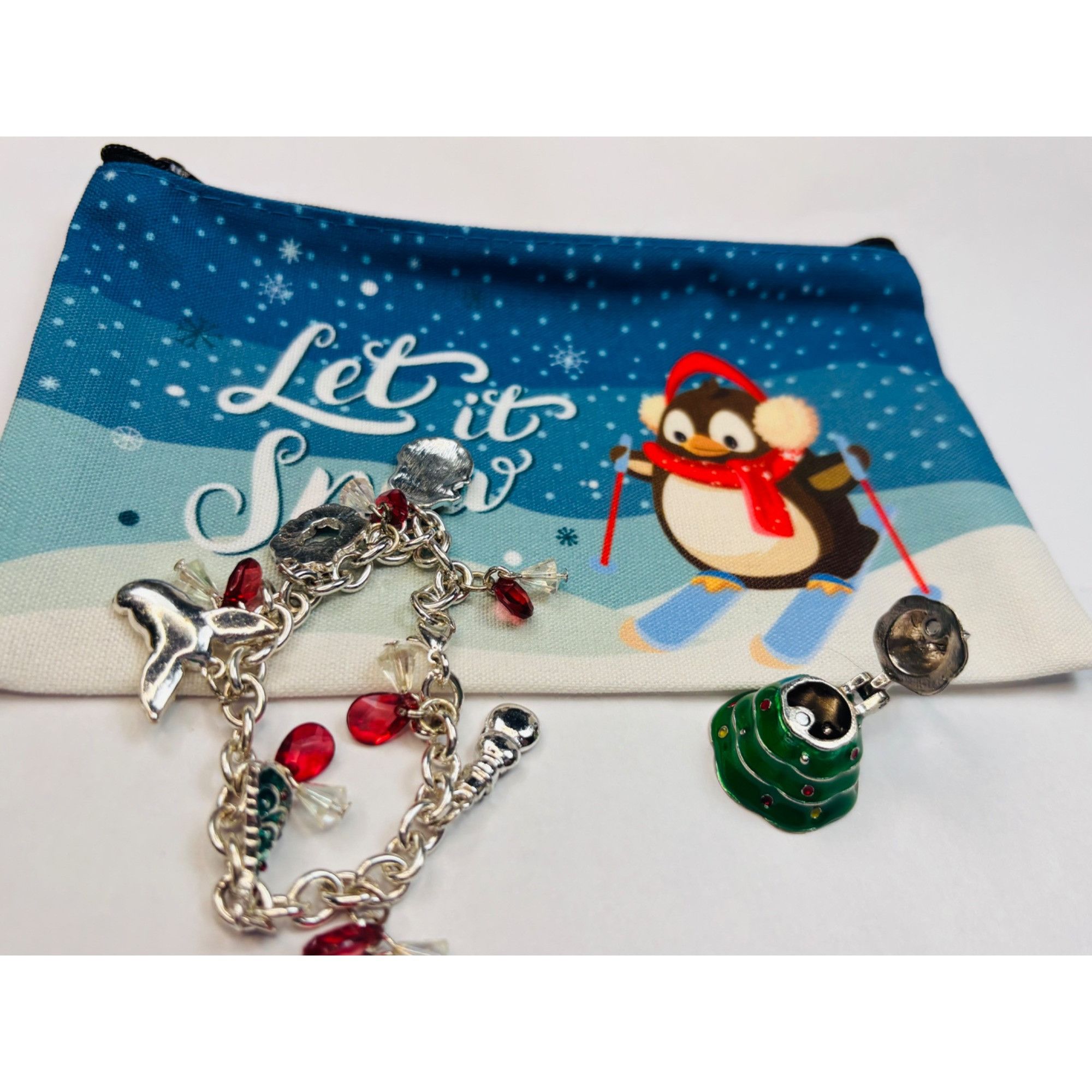 Other Holiday-Themed Charm Bracelet With Accessories Size ONE SIZE - 2 Thumbnail
