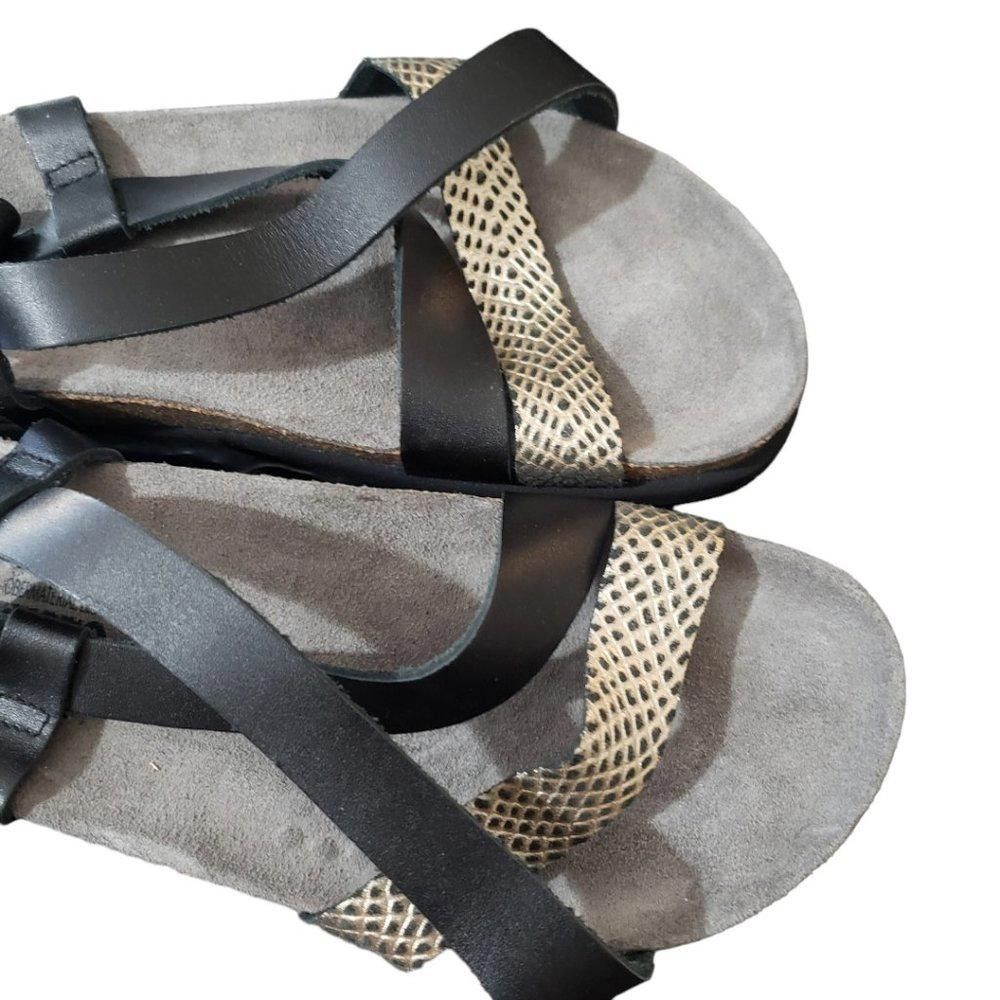 Mephisto Mephisto NWOT Ladies Black & Gold Flat Walking Sandals 10 Size US 10 / IT 40 - 3 Thumbnail