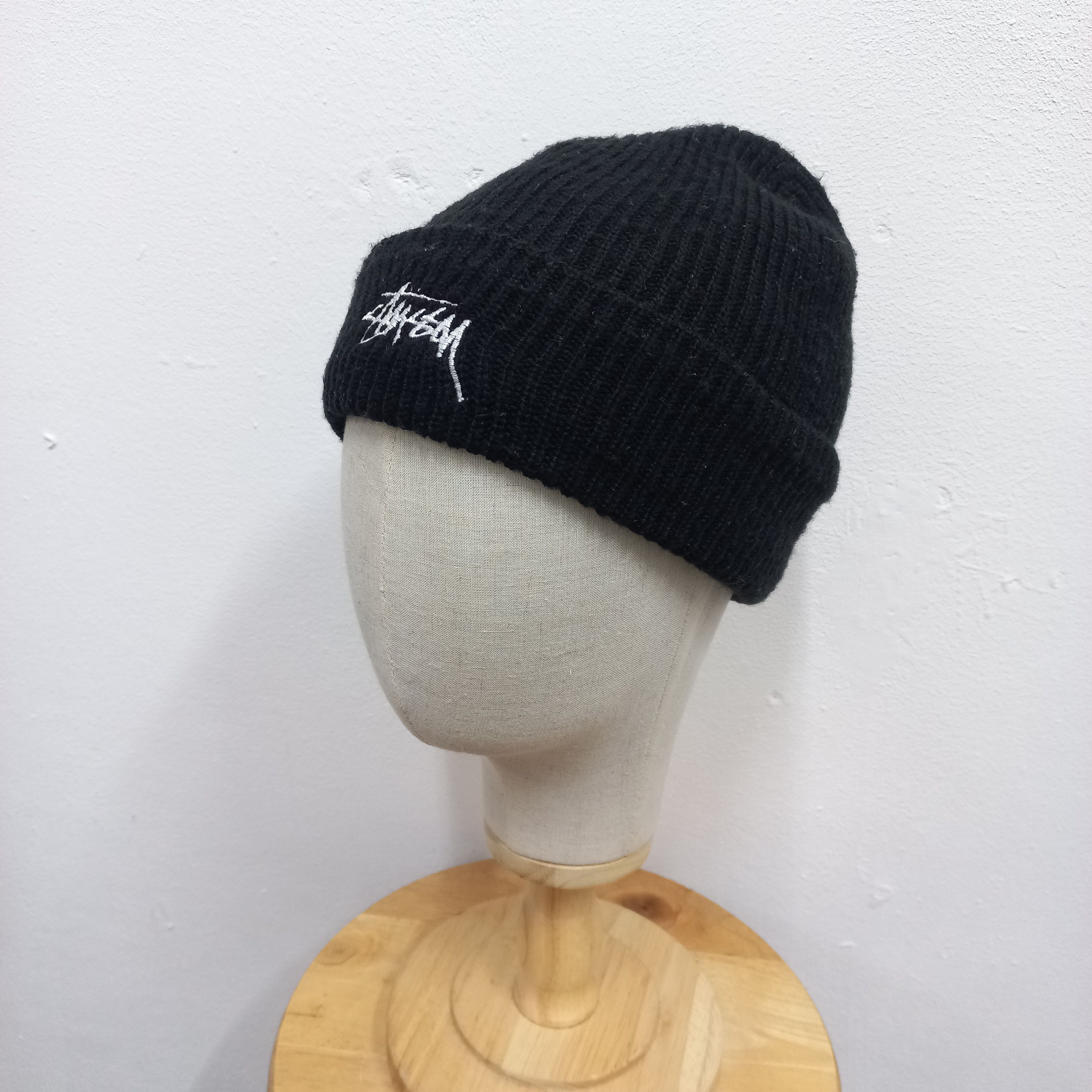 Stussy 💥 Stussy japan signture logo made in usa short beanie hat Size ONE SIZE - 2 Thumbnail