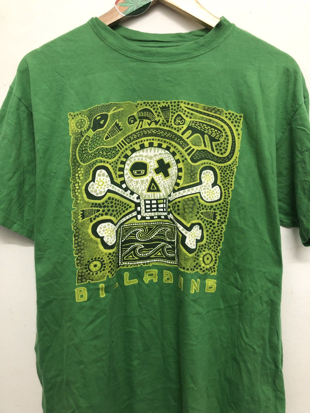Billabong × Vintage Vintage Y2K Billabong Skull & Surf Graphic Tshirt Size US L / EU 52-54 / 3 - 2 Thumbnail