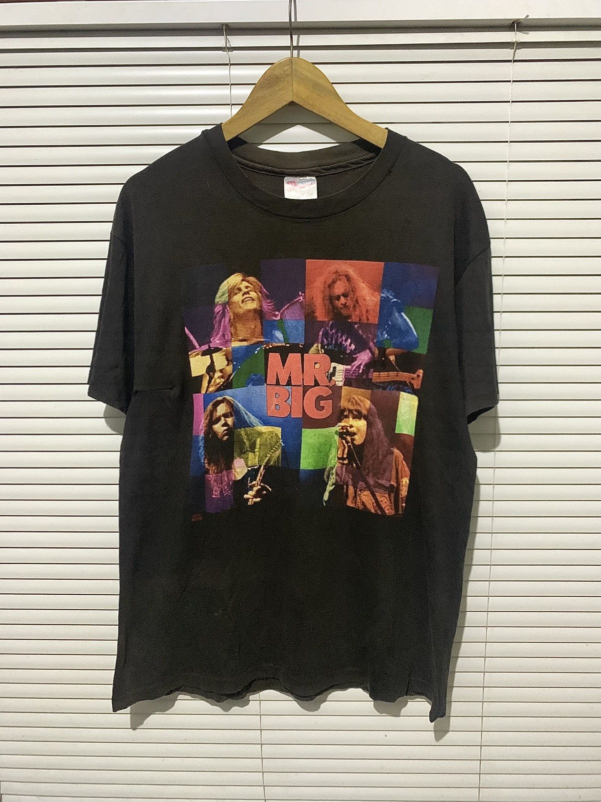 Band Tees Vintage 90s Mr. Big "Japandemonium" Tour T-Shirt Size US L / EU 52-54 / 3 - 1 Thumbnail