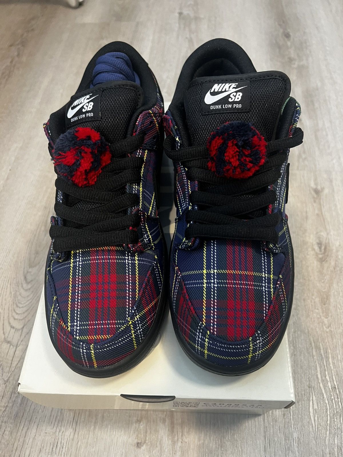 Nike SB Nike SB Dunk Low x Nardwuar Size US 10.5 / EU 43-44 - 3 Thumbnail