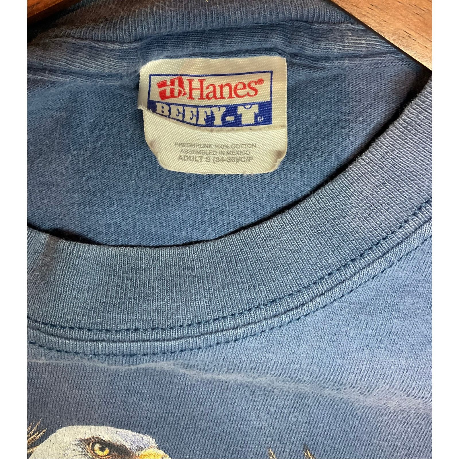 Hanes 🦅 Big Game Alaska Wildlife Center Eagle Tee (S) 🏔️ Size US S / EU 44-46 / 1 - 4 Thumbnail