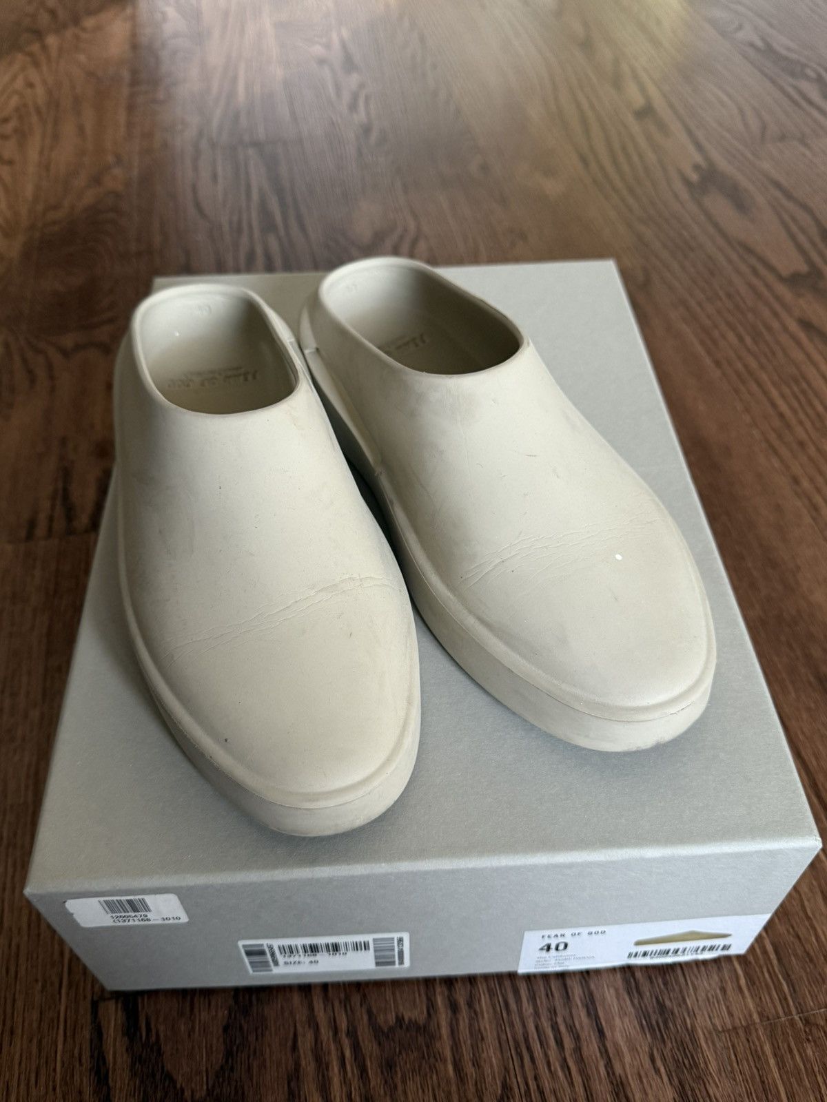 Fear of God Fear of God The California Slip Ons 1.0 size 40 (fits an 8) Size US 7 / EU 40 - 3 Thumbnail